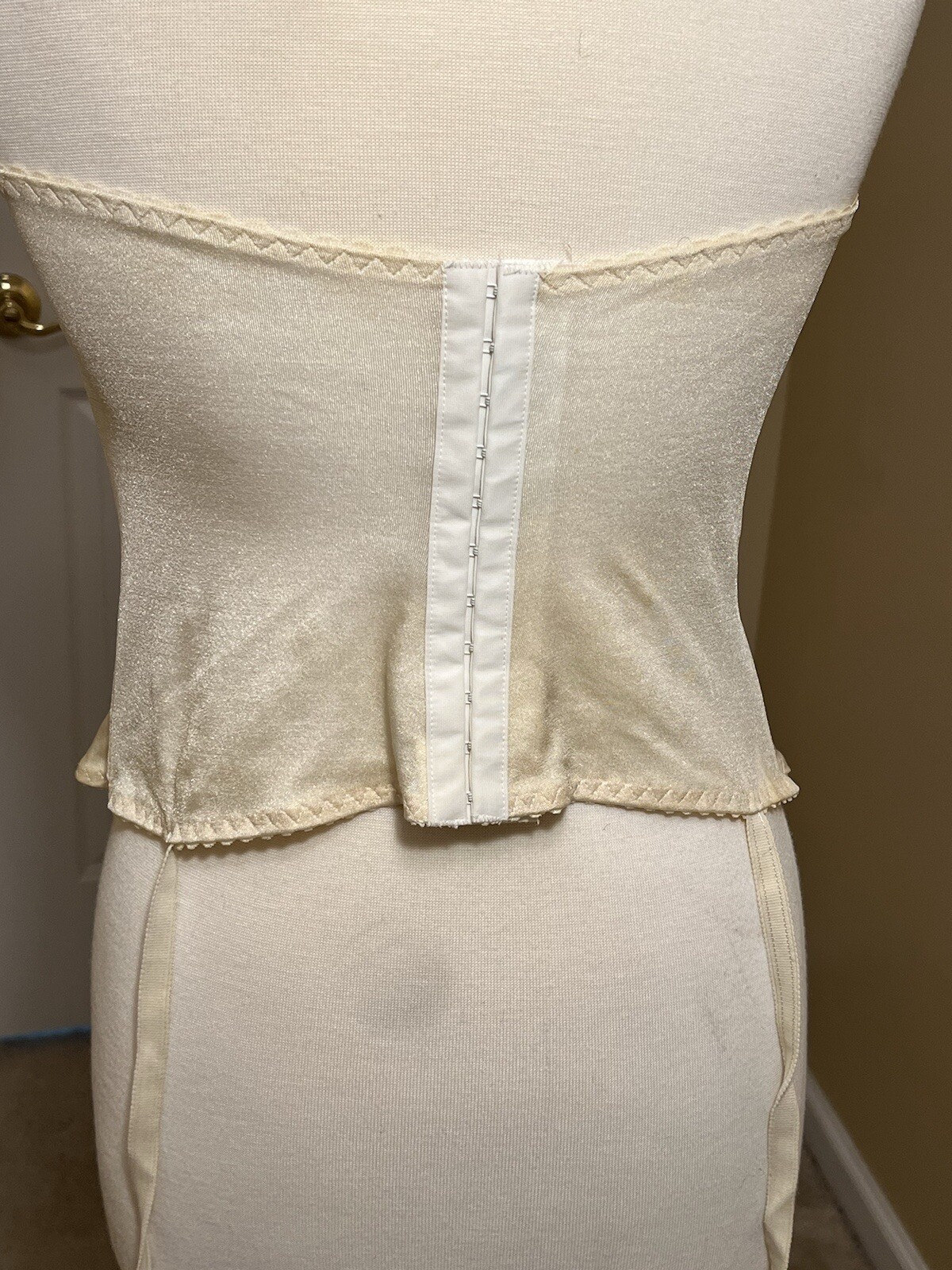 Berlei Multifunctional Torselett Bustier Bra Corset Garter Vintage Lace Sexy