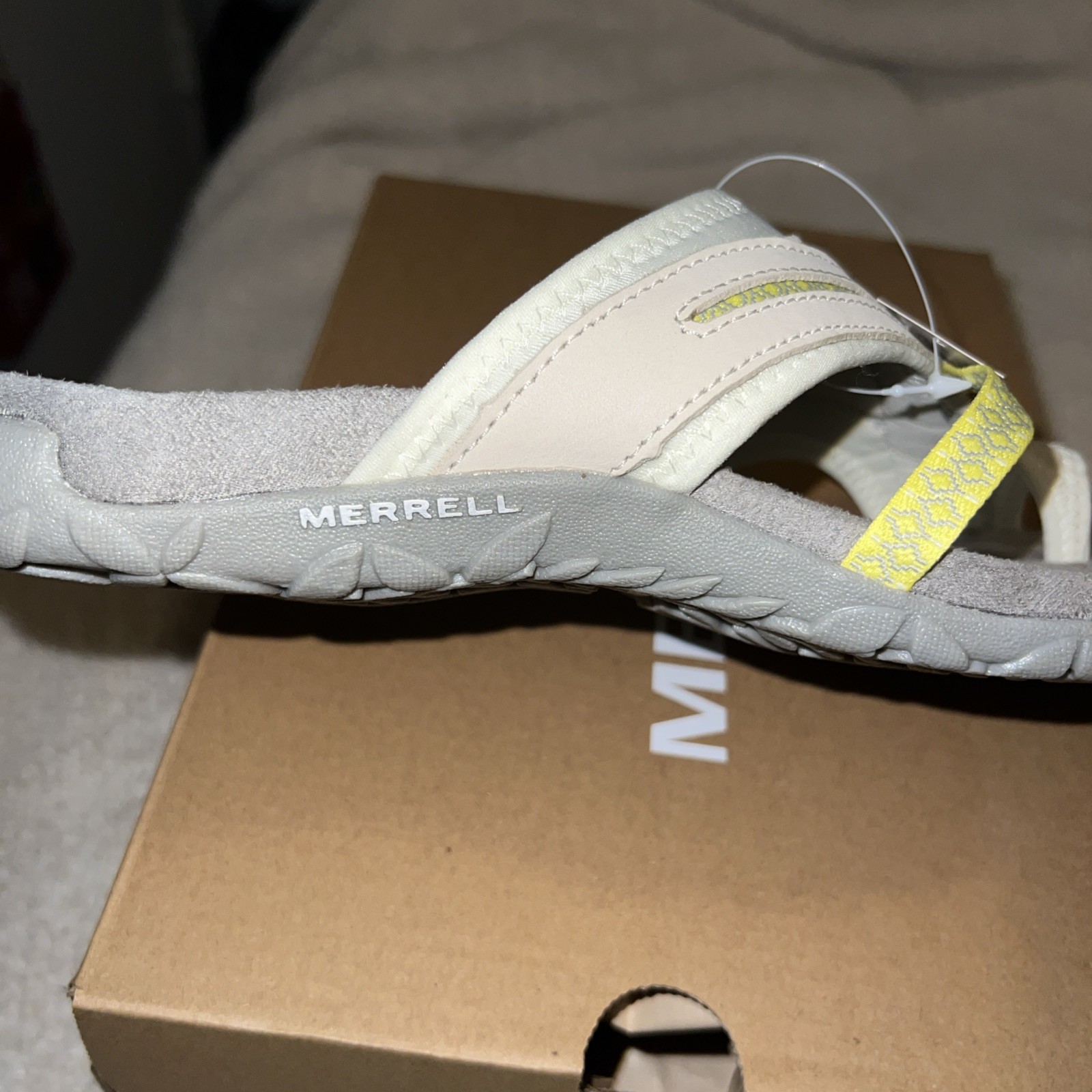 Merrell Terran Post II Sandals Womens Size 7-8,Beige Slip On Beach Gorpcore