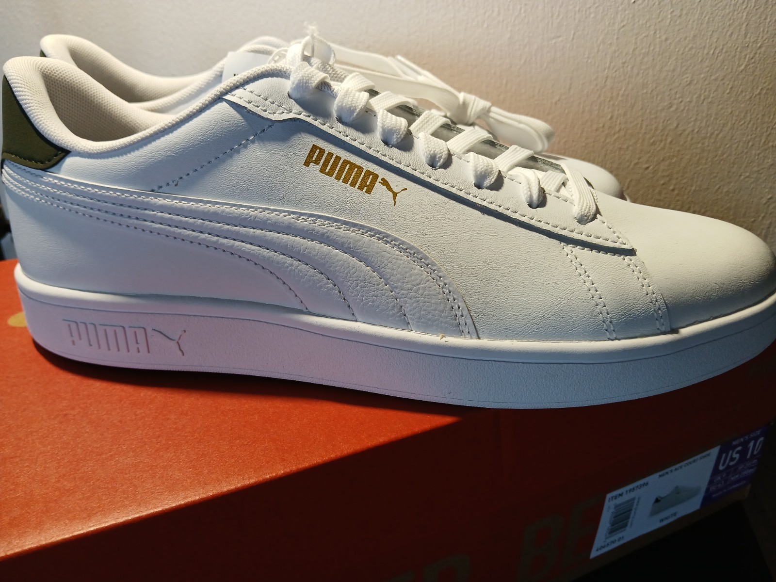 NEW w/BOX! PUMA ACE COURT SNEAKERS ~~ MEN’S SZ US 10/ UK 9 * * FREE SHIPPING