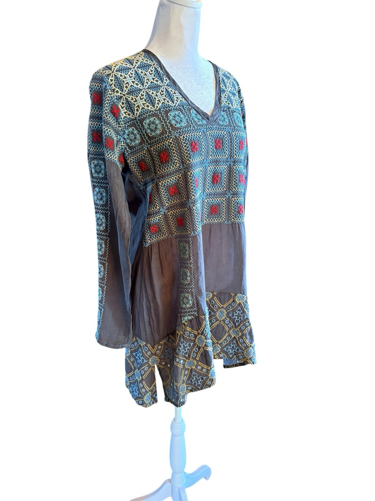 Johnny Was Embroidered Tunic Top Blouse eyelet embroidery Bohemian Cupro Rayon S