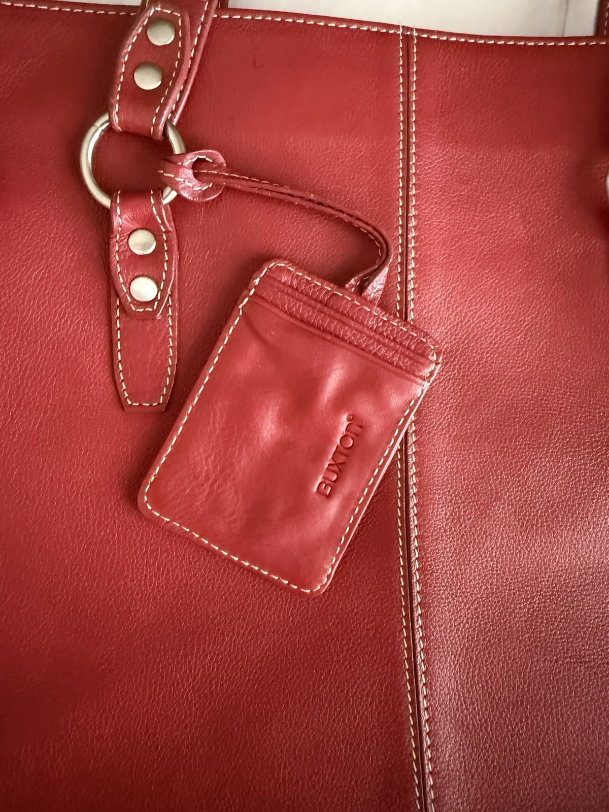 Buxton 100% genuine leather red Madison laptop bag, expandable