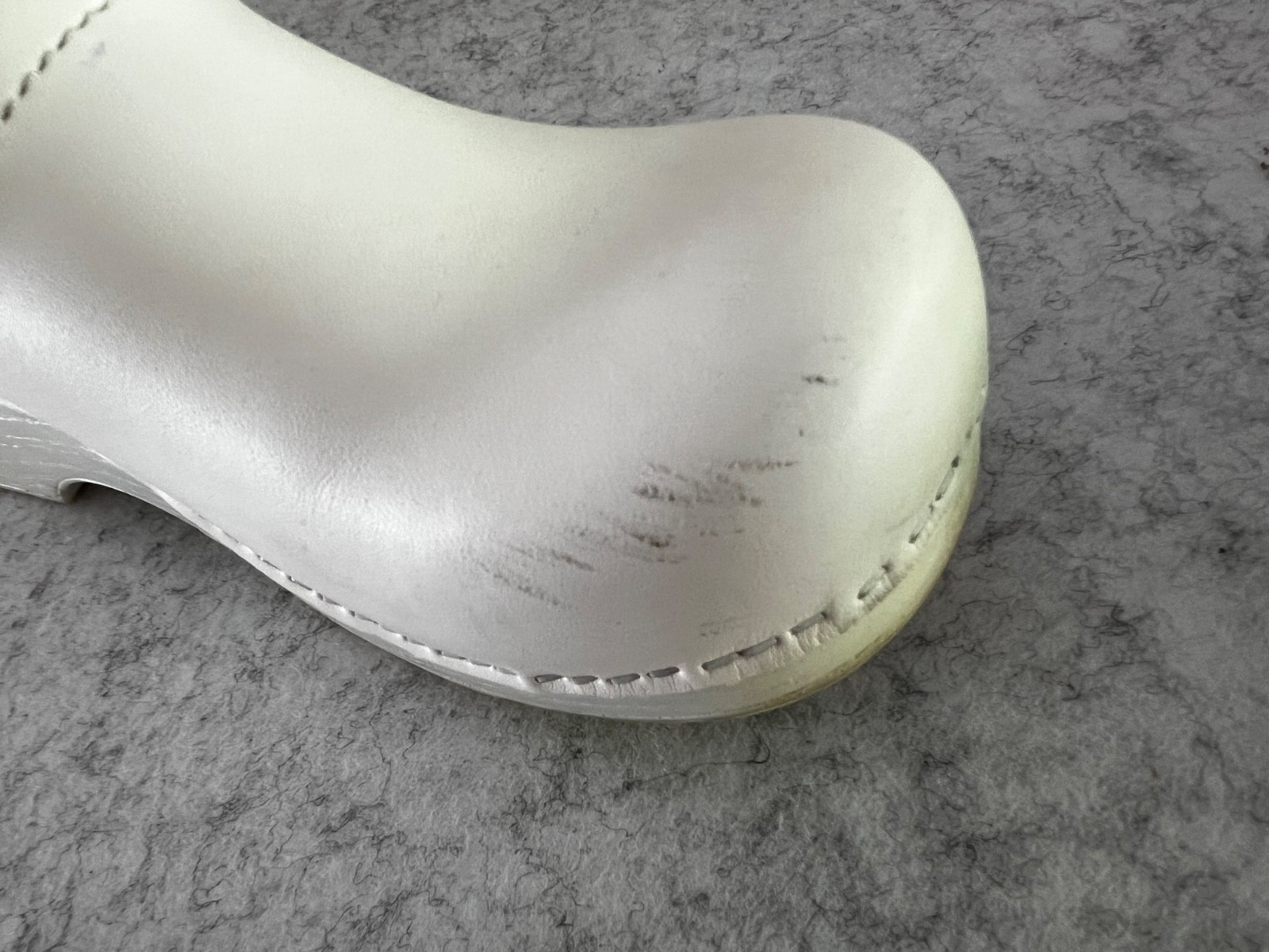 Dansko LT Pro Women’s Size 40/9-9.5 White Classic Leather Slip On Clogs Shoes