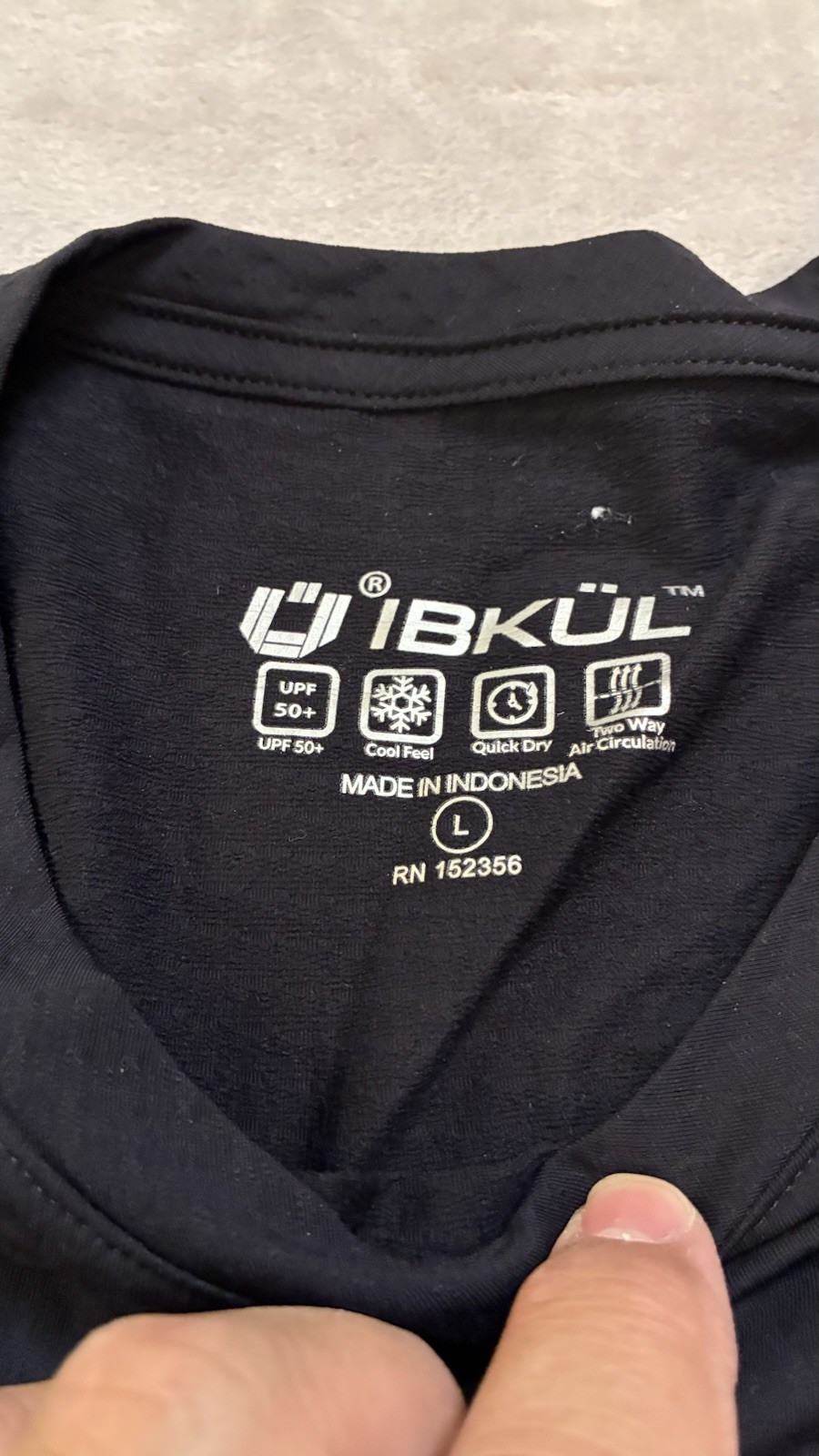 IBKUL Men’s Large Long Sleeve Crew Neck Tshirt NWT