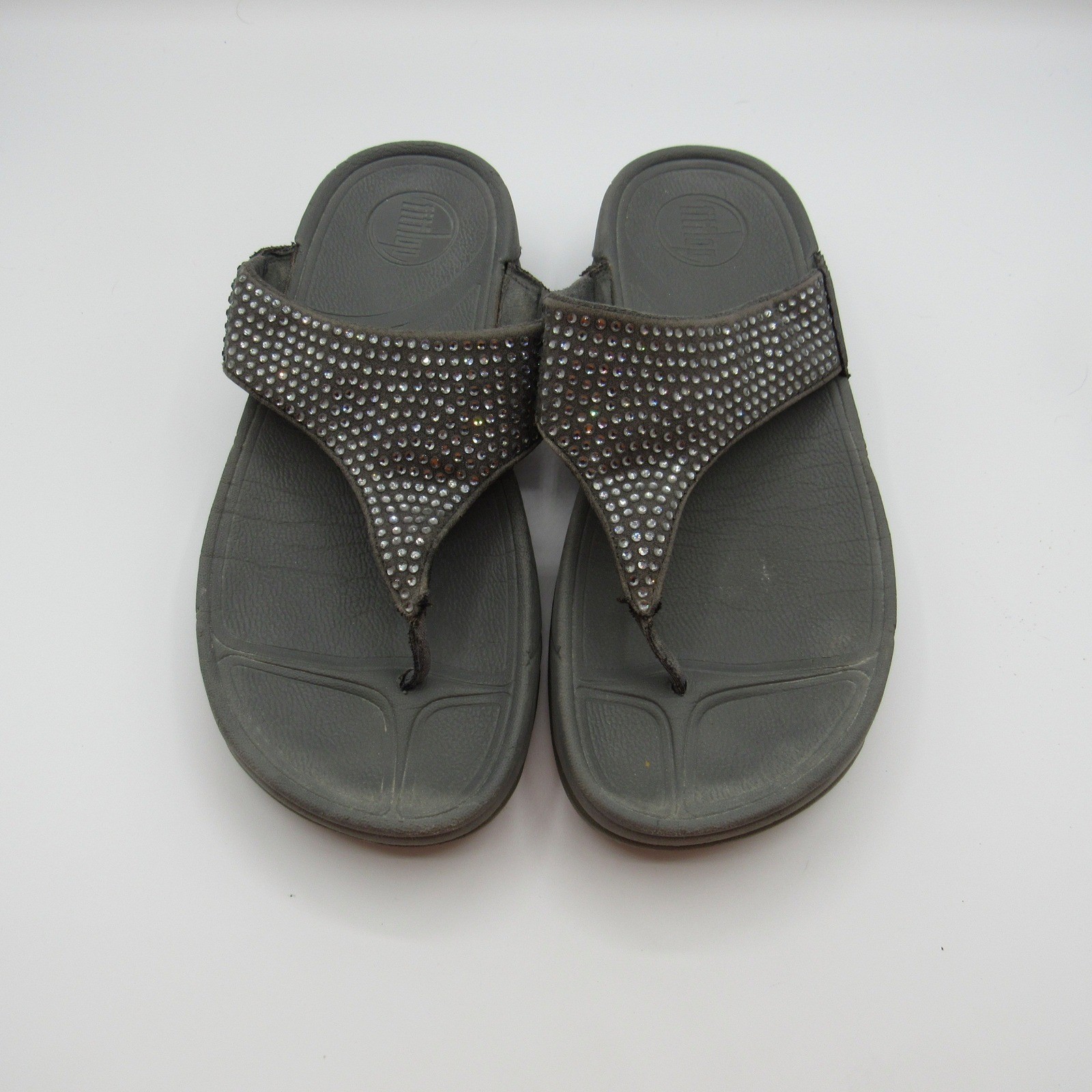 FitFlop Thong Sandals Women Size 8 Grey Rhinestone Microwobbleboard Flip Flop