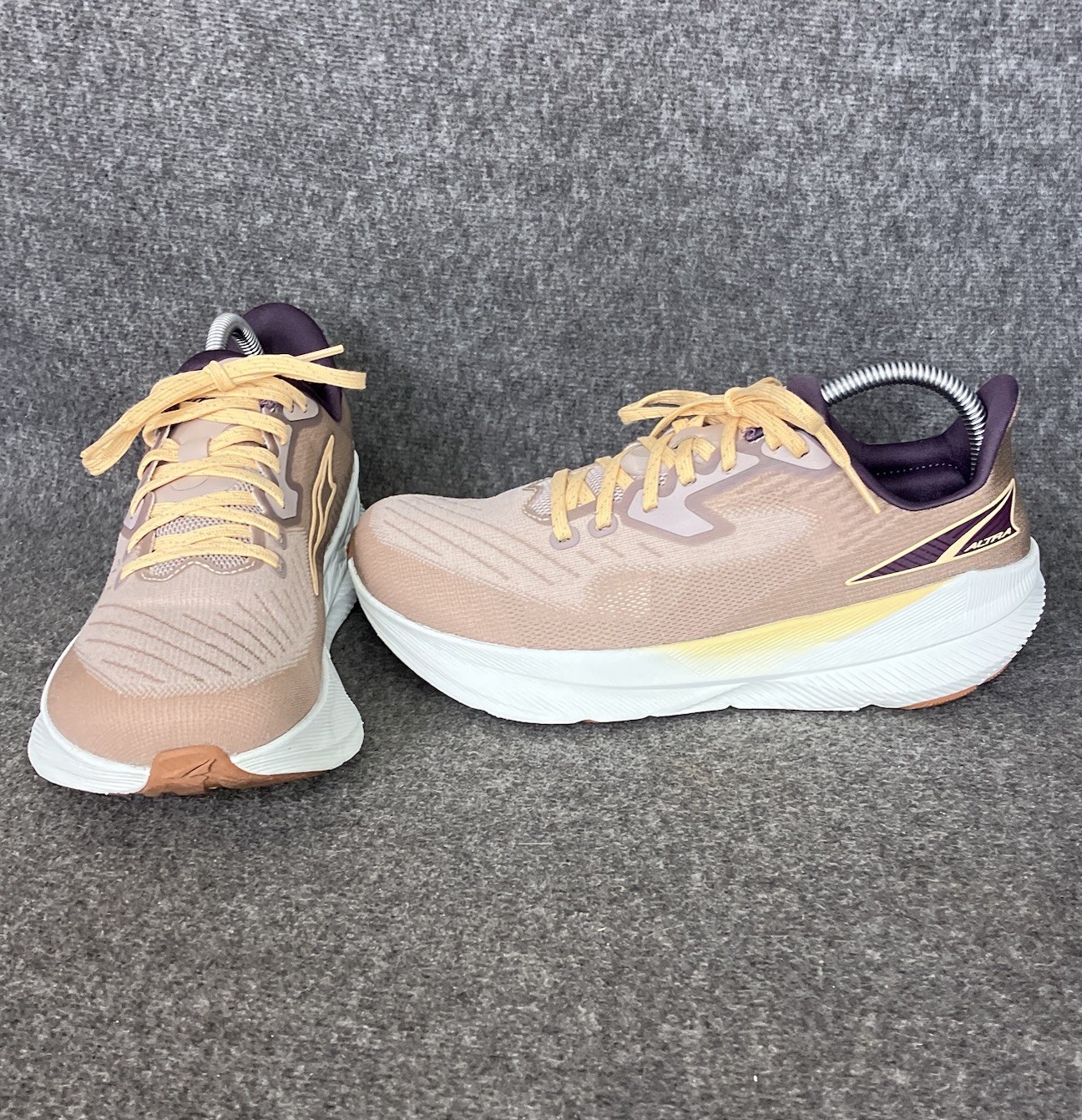 Altra Experience Flow Women’s 8.5 Taupe Road Running Shoes Sneakers 4mm Drop