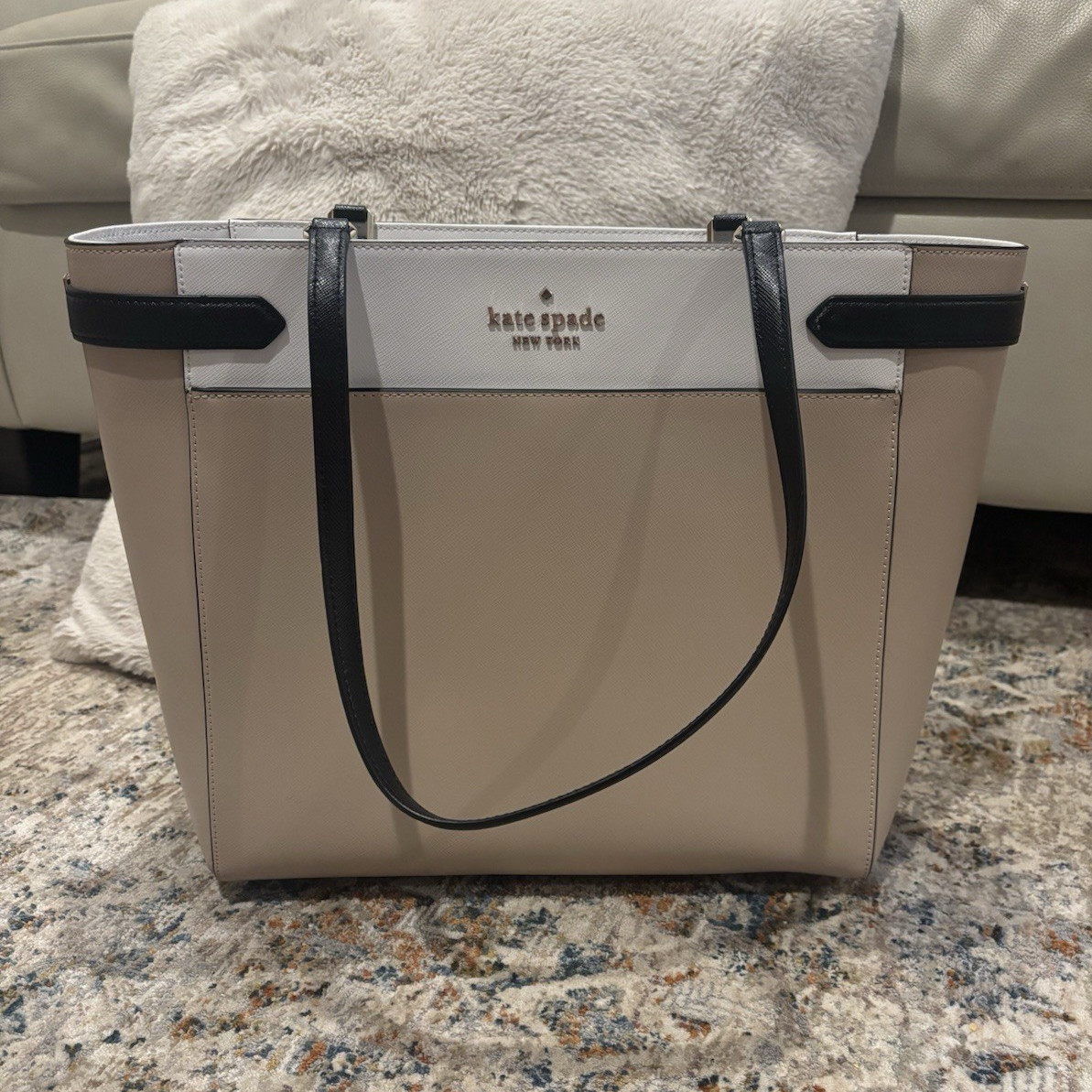 Kate Spade New York Colorblock Tote Beige White Black Zip Gold Hardware