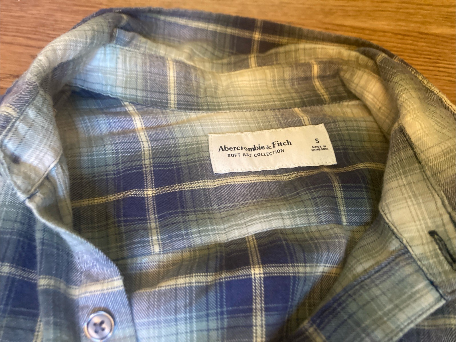 Men’s Abercrombie & Fitch Lightweight Flannel Green Plaid Button Up Small