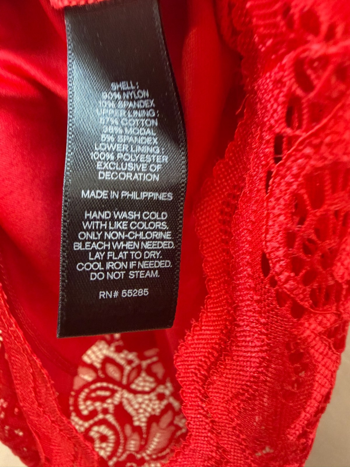 Vibrant Red Express Mock Neck Sheath Dres Lace Floral Size 8