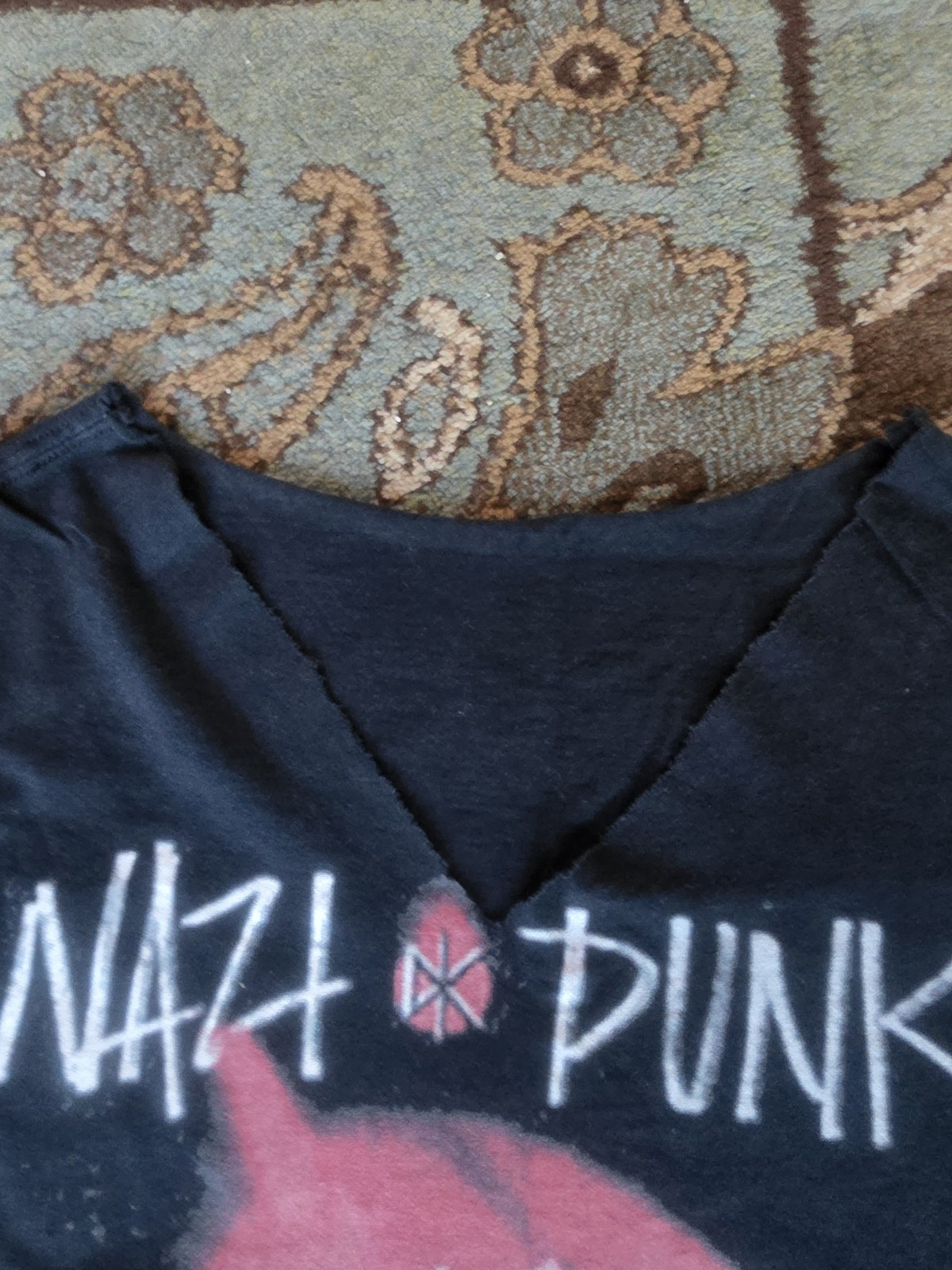 VTG DIY Cut-Out Dead Kennedys Shirt MED: CRUST PUNK BIKER MOTO THRASHED Y2K
