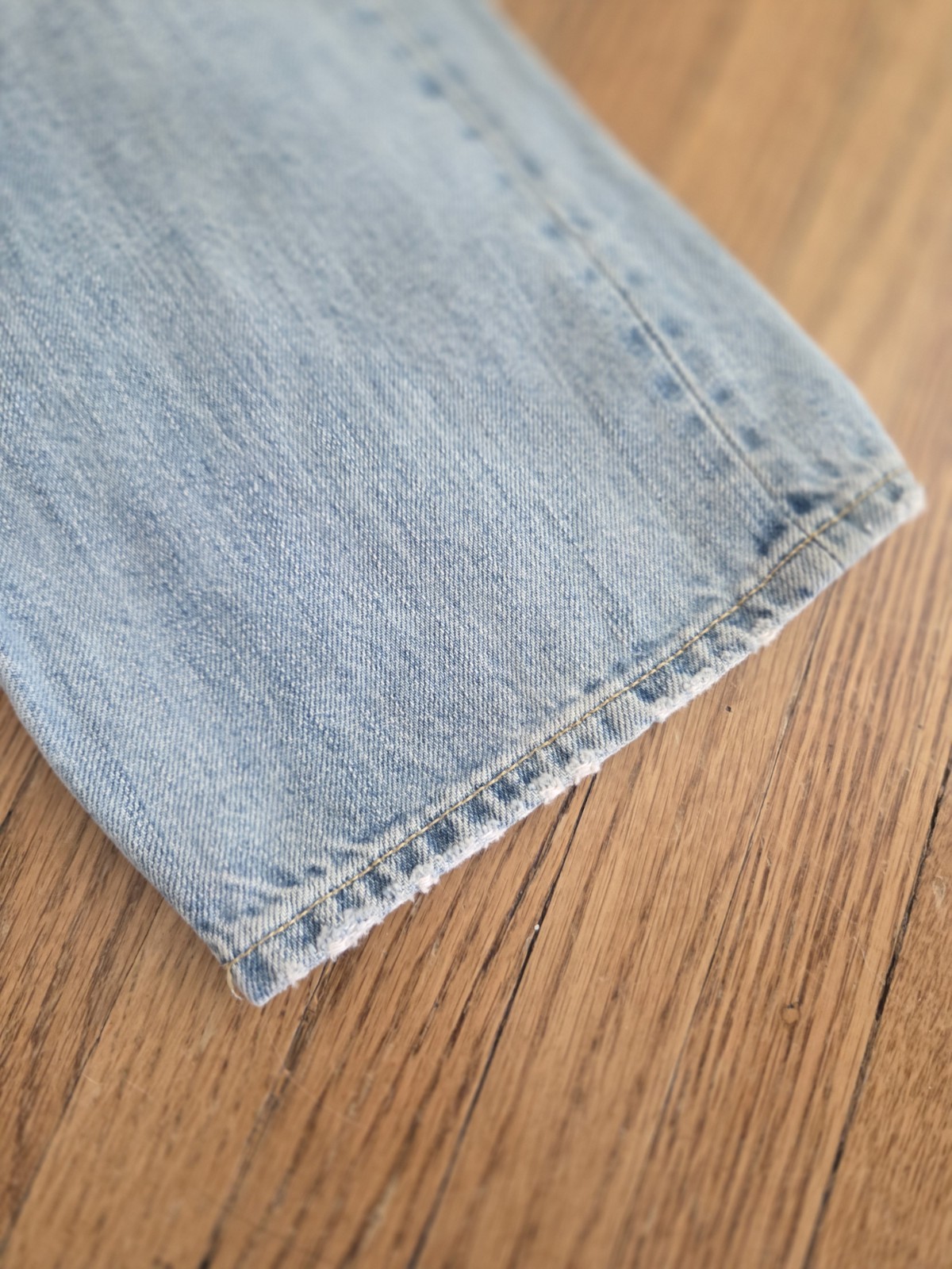 Outerknown NWT 29×32 SEA Statesman Relaxed Fit Denim Jeans Light Blue Bleached