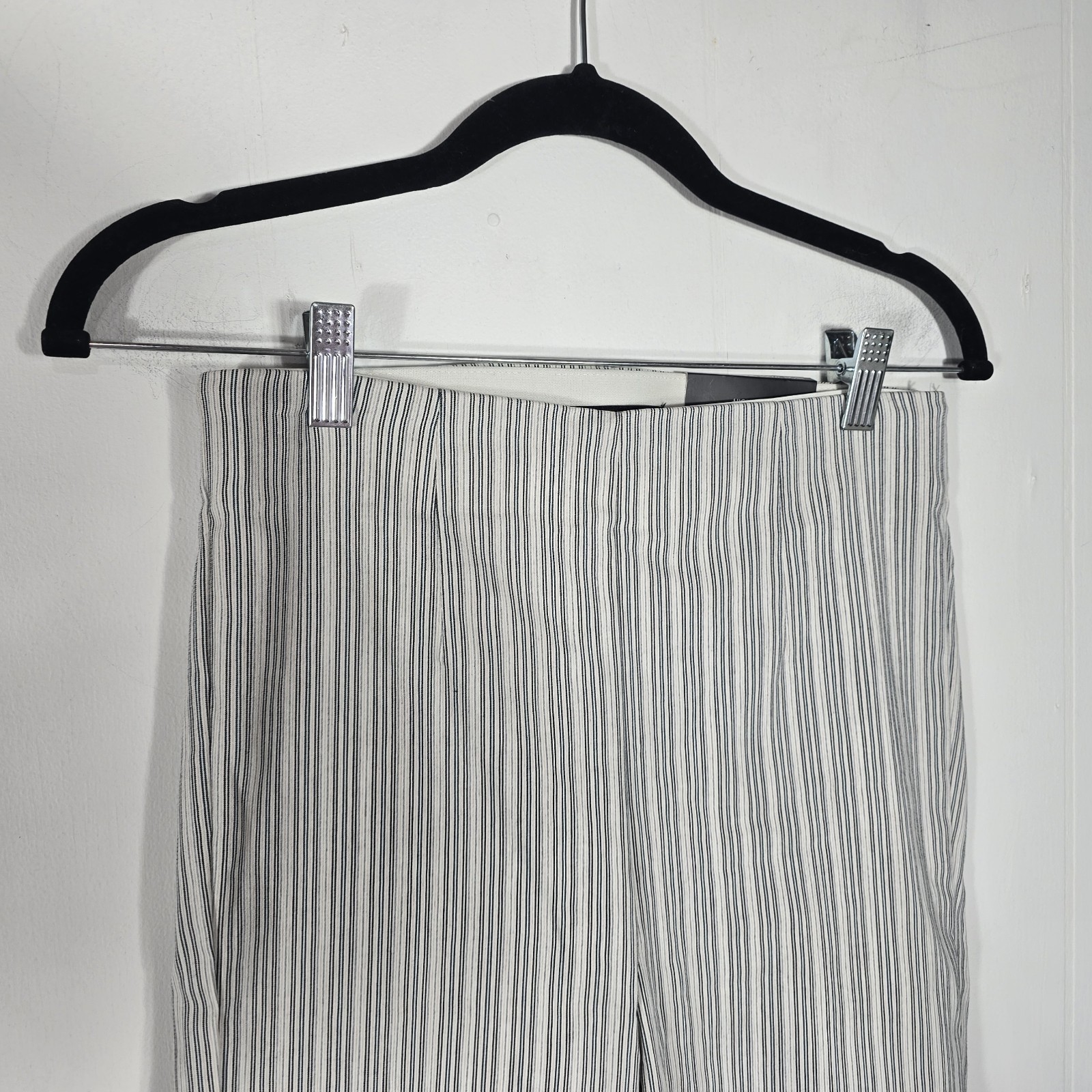 Leighton Wms 2 Multi Color Striped Rayon Nylon Spandex Pants B70
