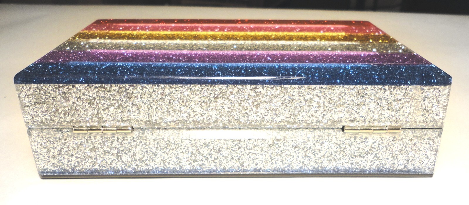 NEW Acrylic ELIZABETH SUTTON COLLECTION Glitter RAINBOW CLUTCH BAG 7″ $345