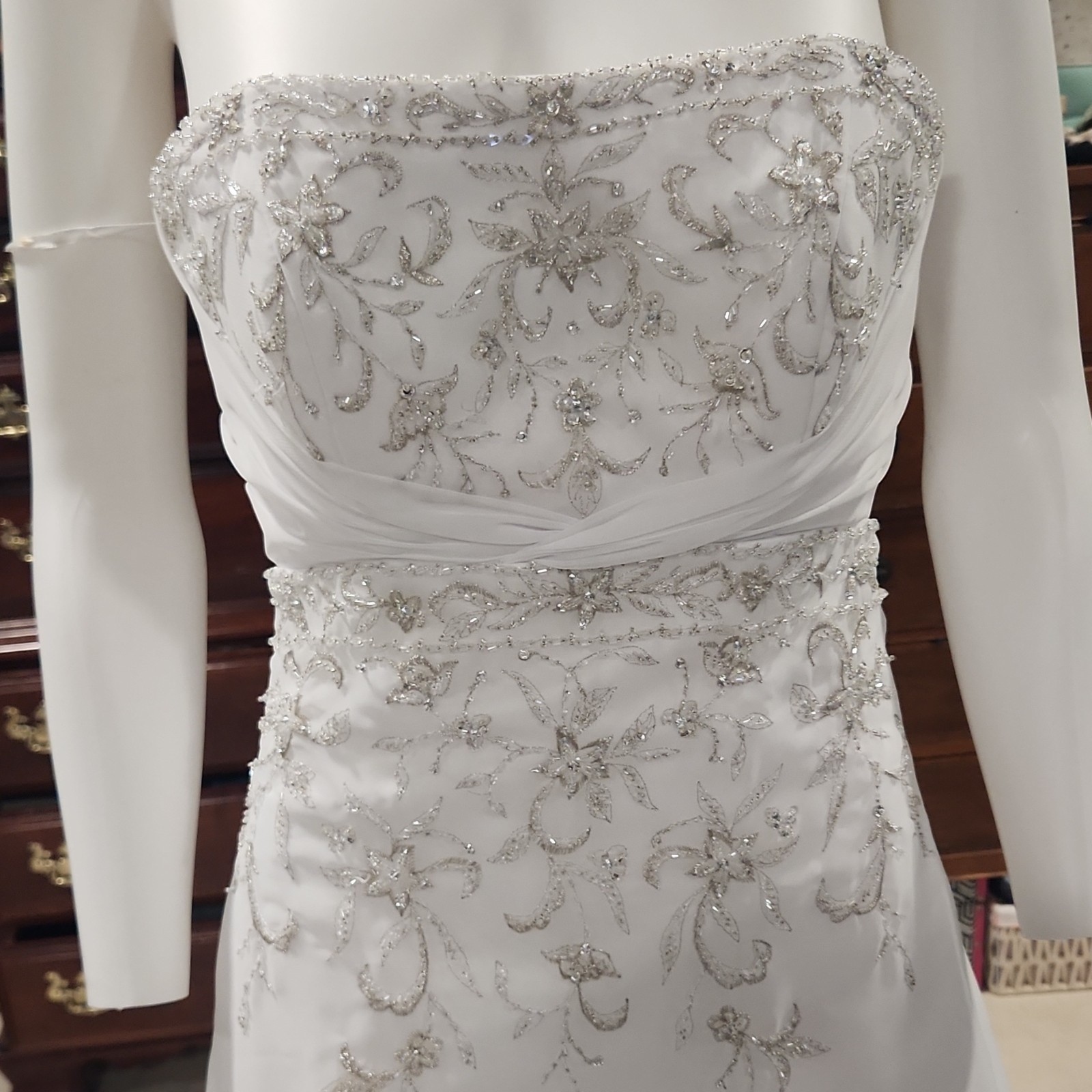 Mori Lee by Madeline Gardner White Strapless Beaded A-Line Wedding Dress 8