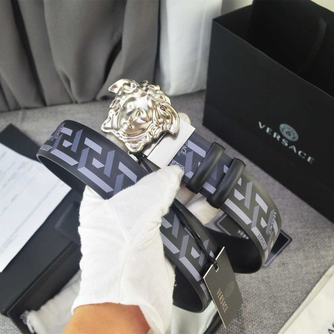 Versace belt REVERSIBLE for sale authentic Classic Belt Width:4.0cm/1.57in