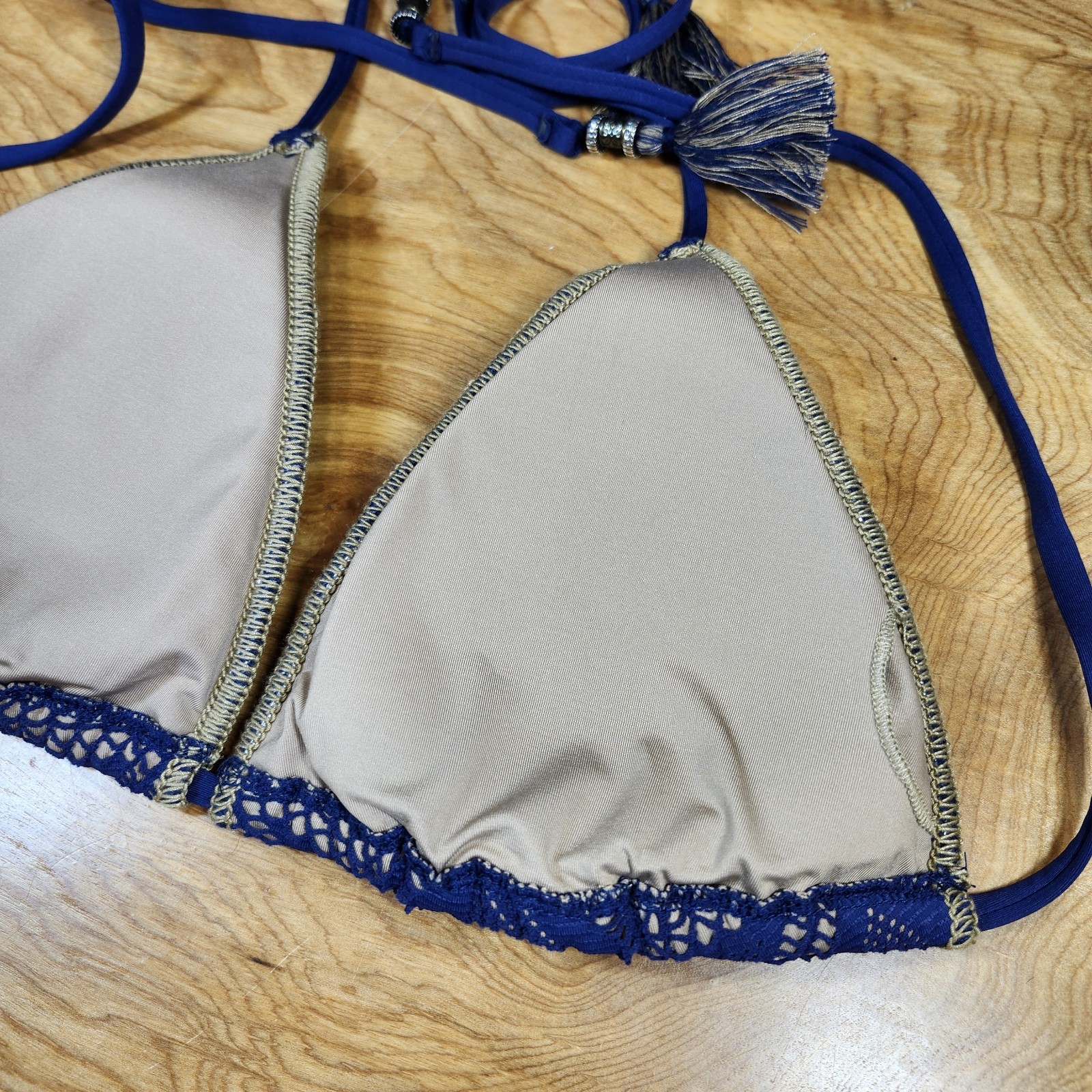 Becca Rebecca Virtue Crochet Triangle Tassels Bikini Top Navy Tan Size S/M EUC