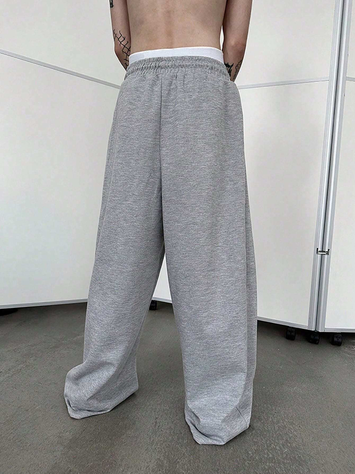Manfinity Men’s Loose Fit Drawstring Sweatpants – Wide Leg, Baggy, Perfect Gift