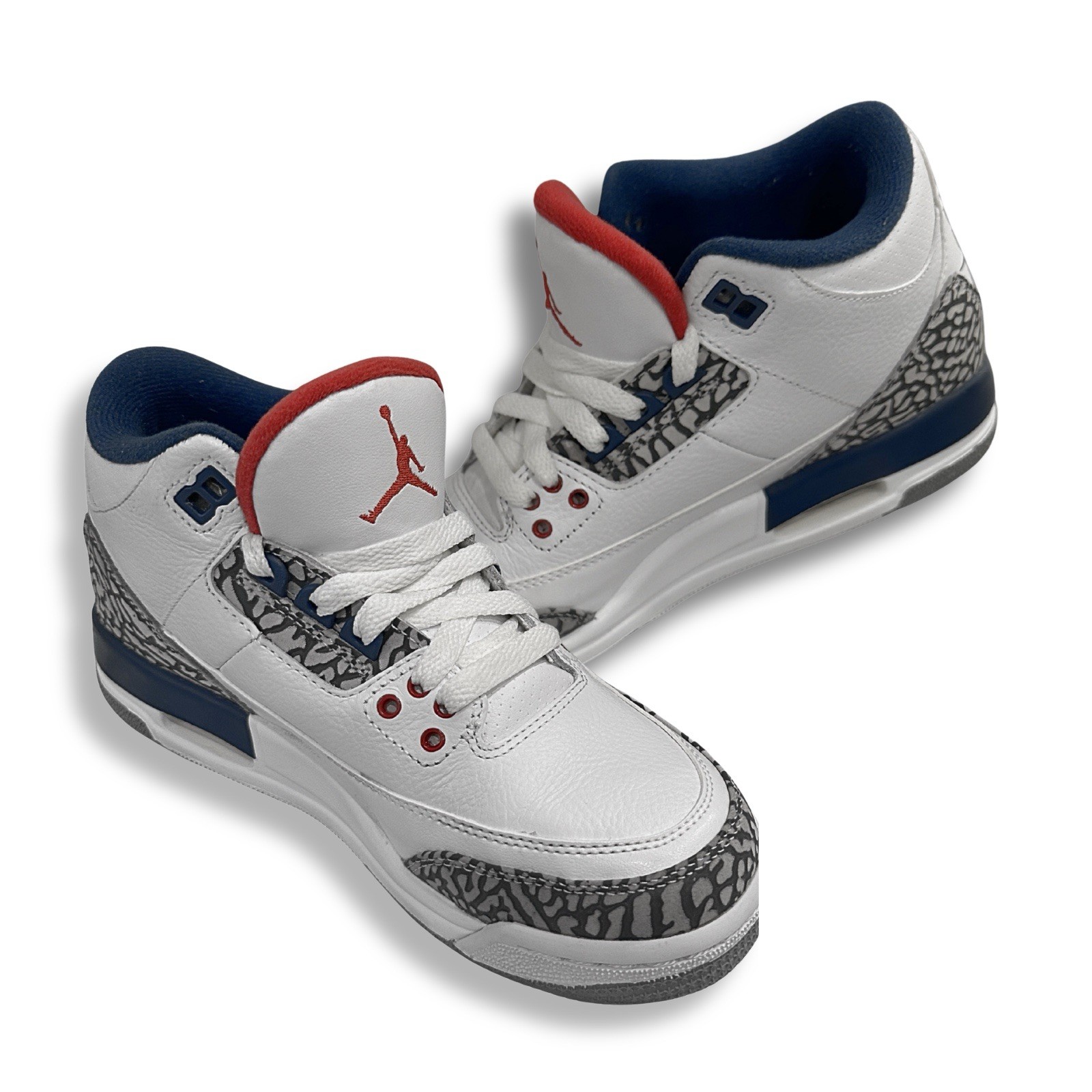 Nike Air Jordan 3 Retro OG True Blue 2016 Big Kids Size 4.5Y Sneakers