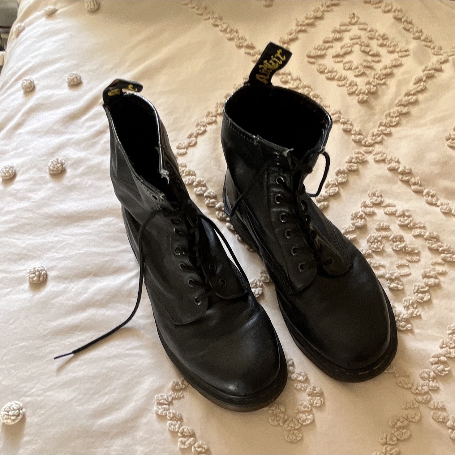 Dr. Martens Men’s Black Leather Combat Ankle Boots Lace-Up US 11