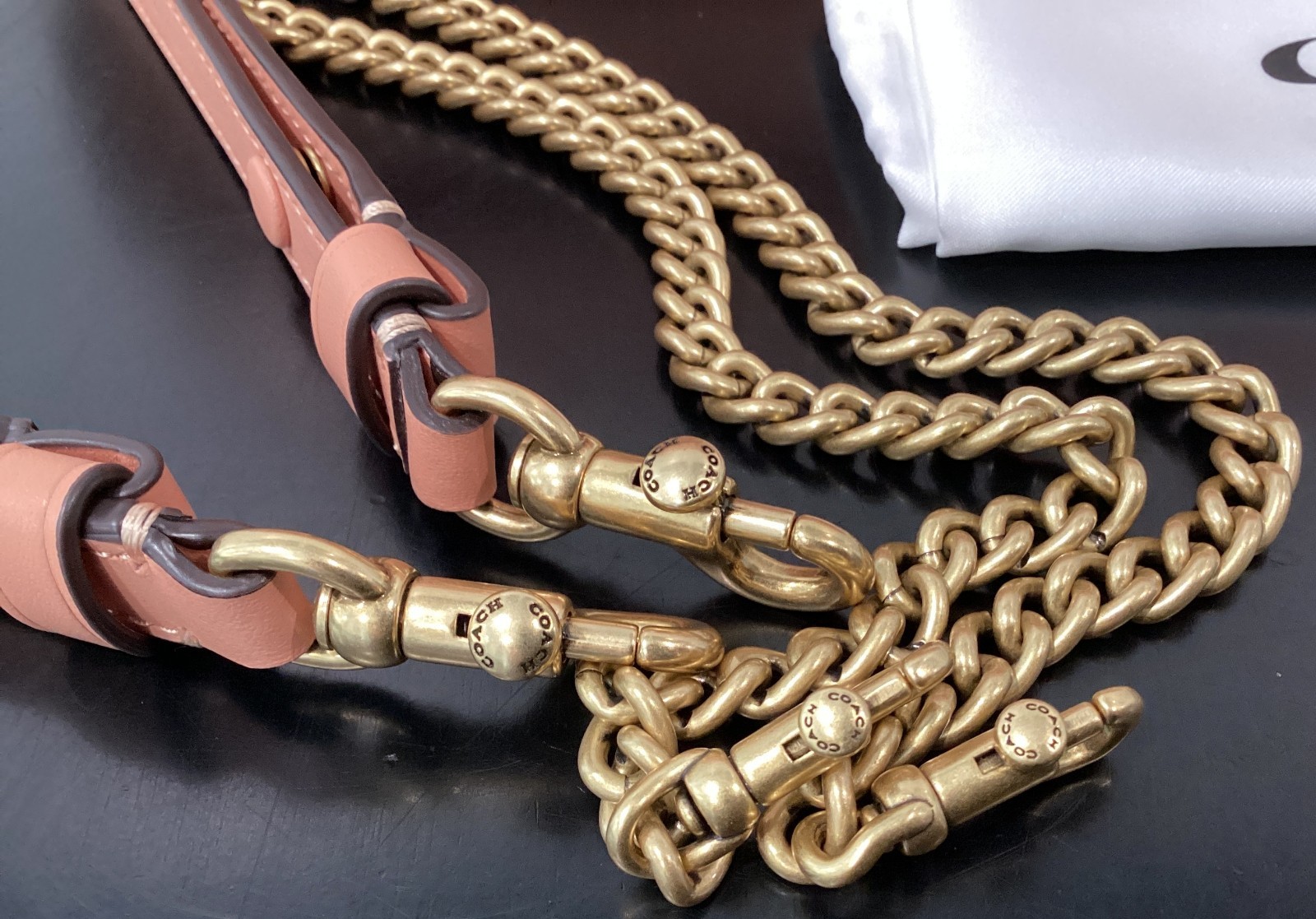 Coach Brook Flap Chain Bag 9.75″ x 4.75″ x 2.25″ CAN90 2 Straps Leather Peach