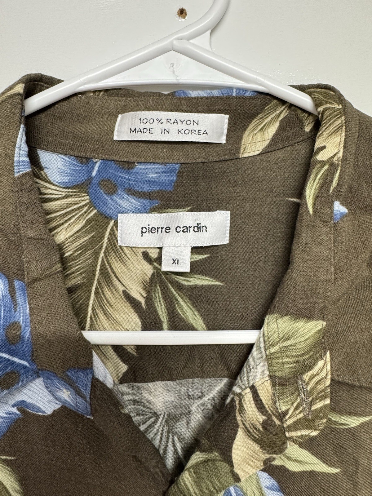 Vintage Pierre Cardin Hawaiian Shirt Mens XL Floral Tropical Brown Rayon Aloha