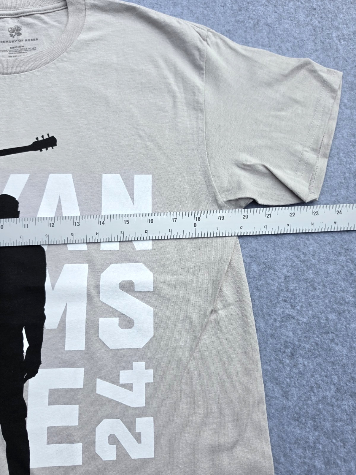 Bryan Adams Live 2024 Tour Of Roses Canada Tour T Shirt Size Medium-Gray