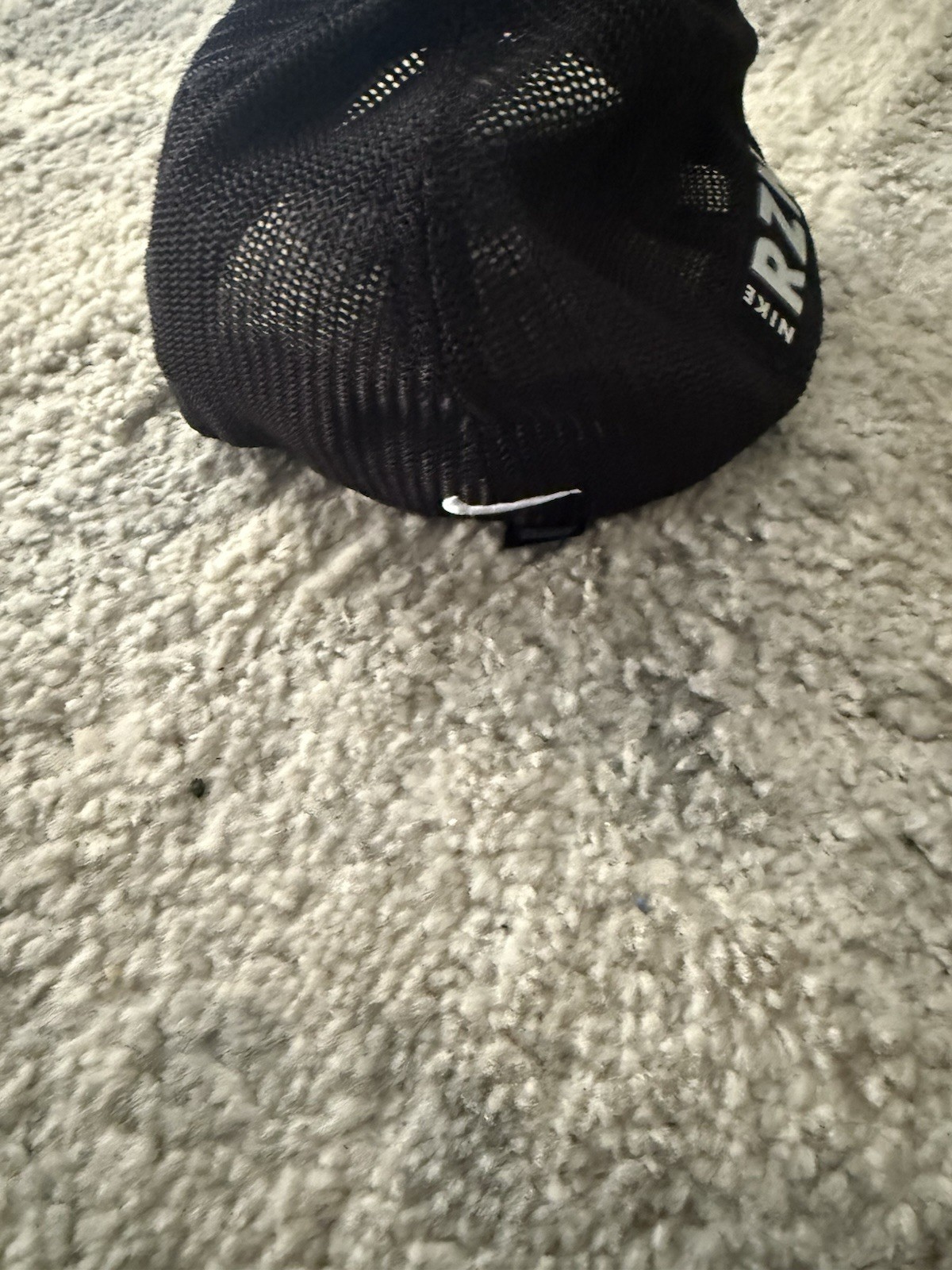 Nike Men’s Black Mesh Back Baseball Cap One Size Solid Casual Sports