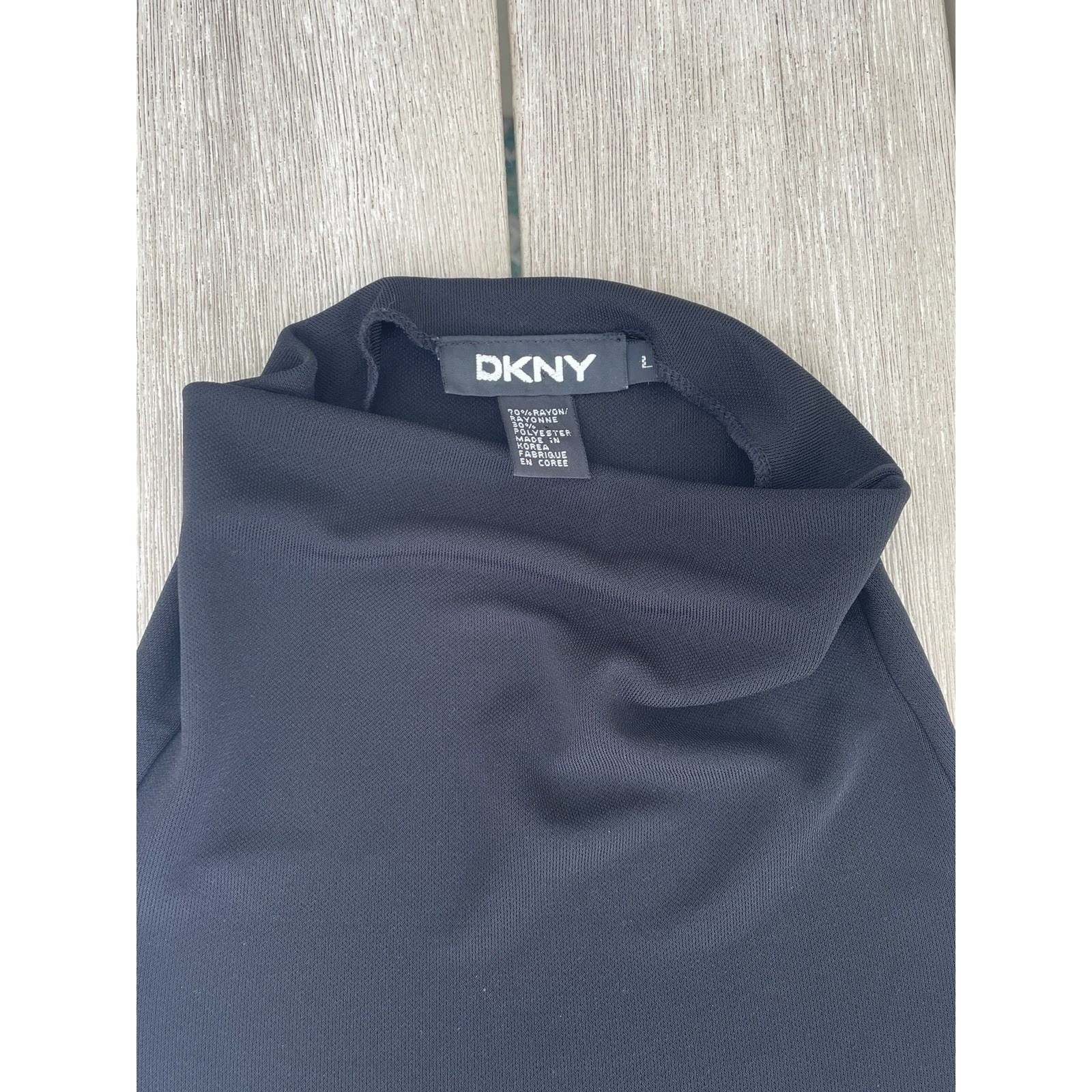 DKNY Womens Black Mock Turtle Neck Sleeveless Top Asymmetrical Seam Detail Sz L