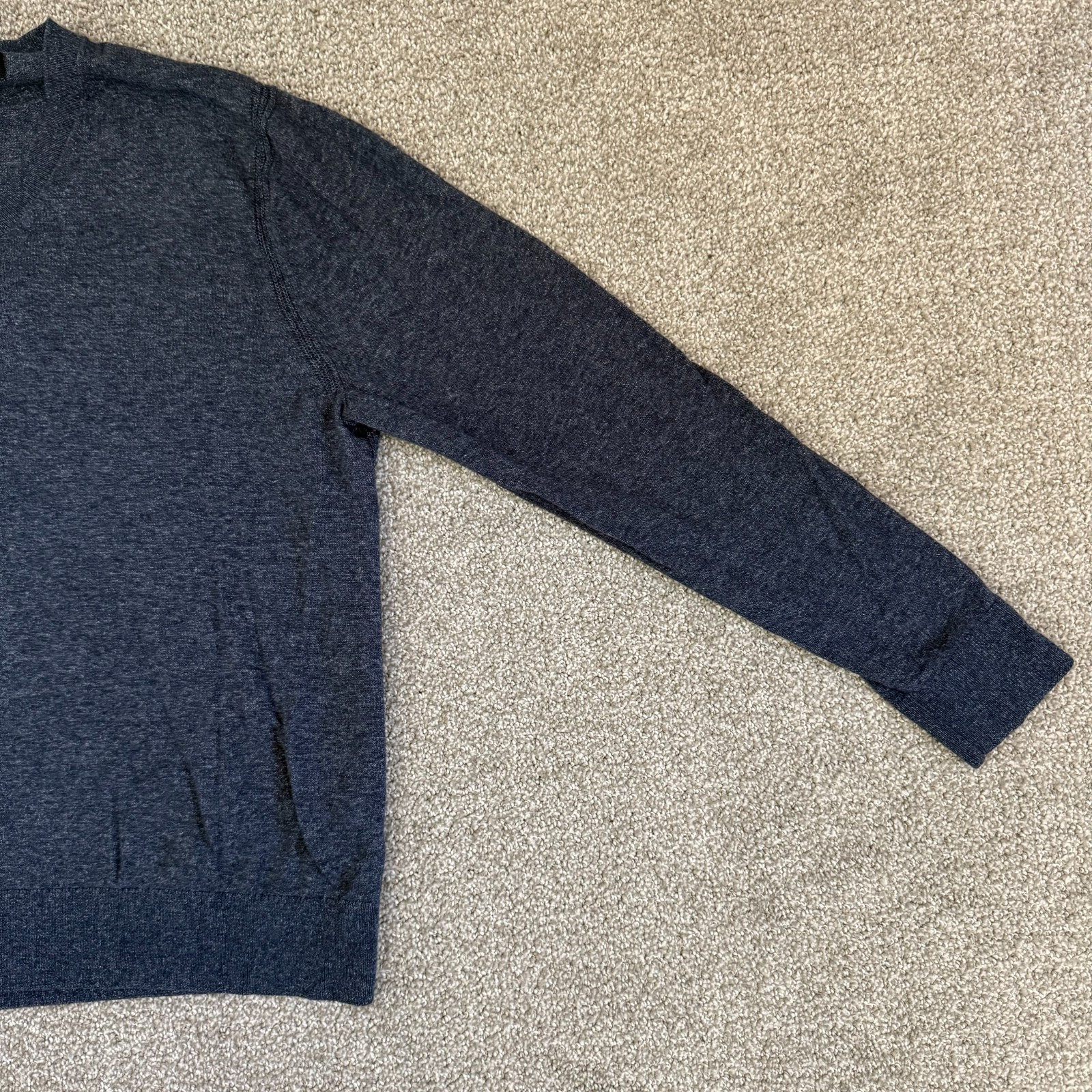 Lot of 2 Banana Republic Heather Cotton Yarn V-Neck Sweaters Men’s L Blue Green
