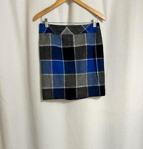 Talbots 4P Blue & Gray Wool/Viscose Lined Plaid Skirt, Invisible Back Zipper
