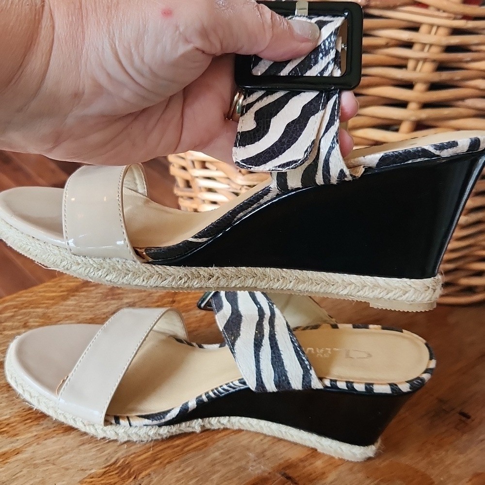 CL by Laundry Taylor Zebra Slide wedge heel Patten Leather Sz 7.5