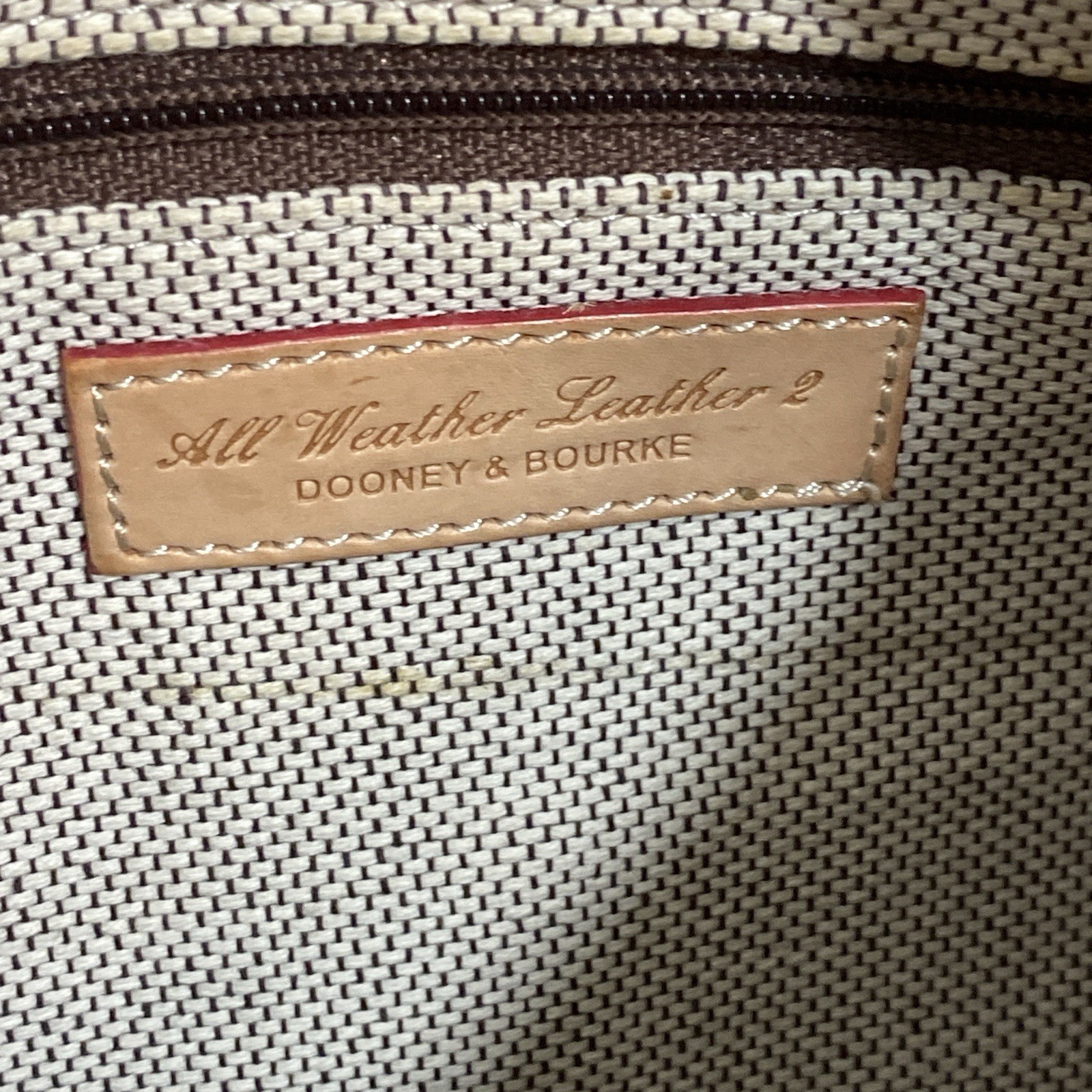 Vtg Dooney & Bourke Medium Hobo Bag Bone All Weather Leather Shoulder Handbag