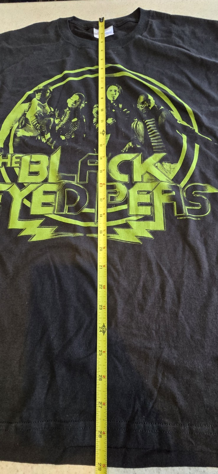 Black Eyed Peas 2009 Shirt Mens LARGE Black Hip Hop Rap Band Graphic Tee