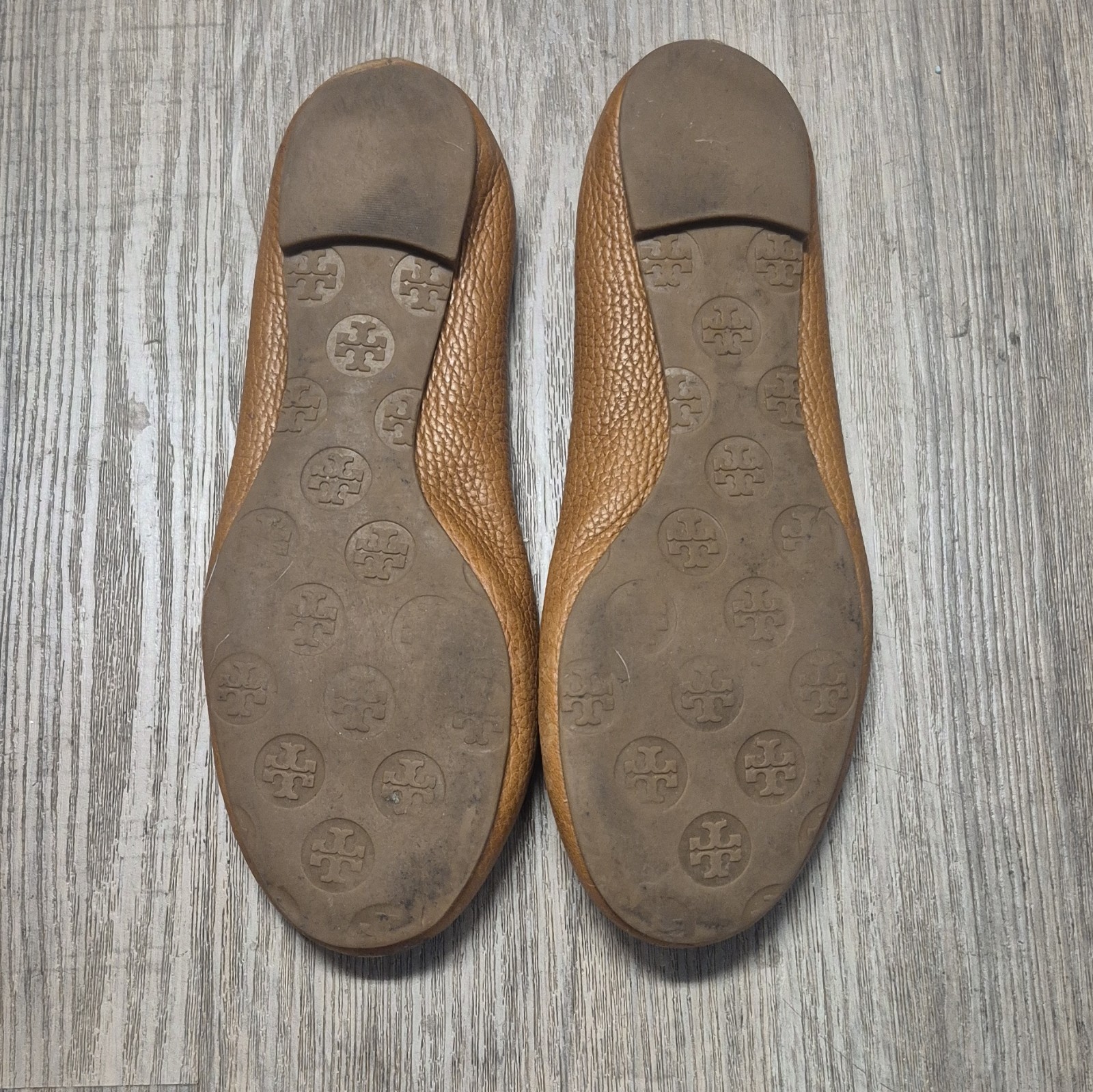 Tory Burch Brown Leather Ballet Flats Womens US 8 Slip-On Round Toe Logo