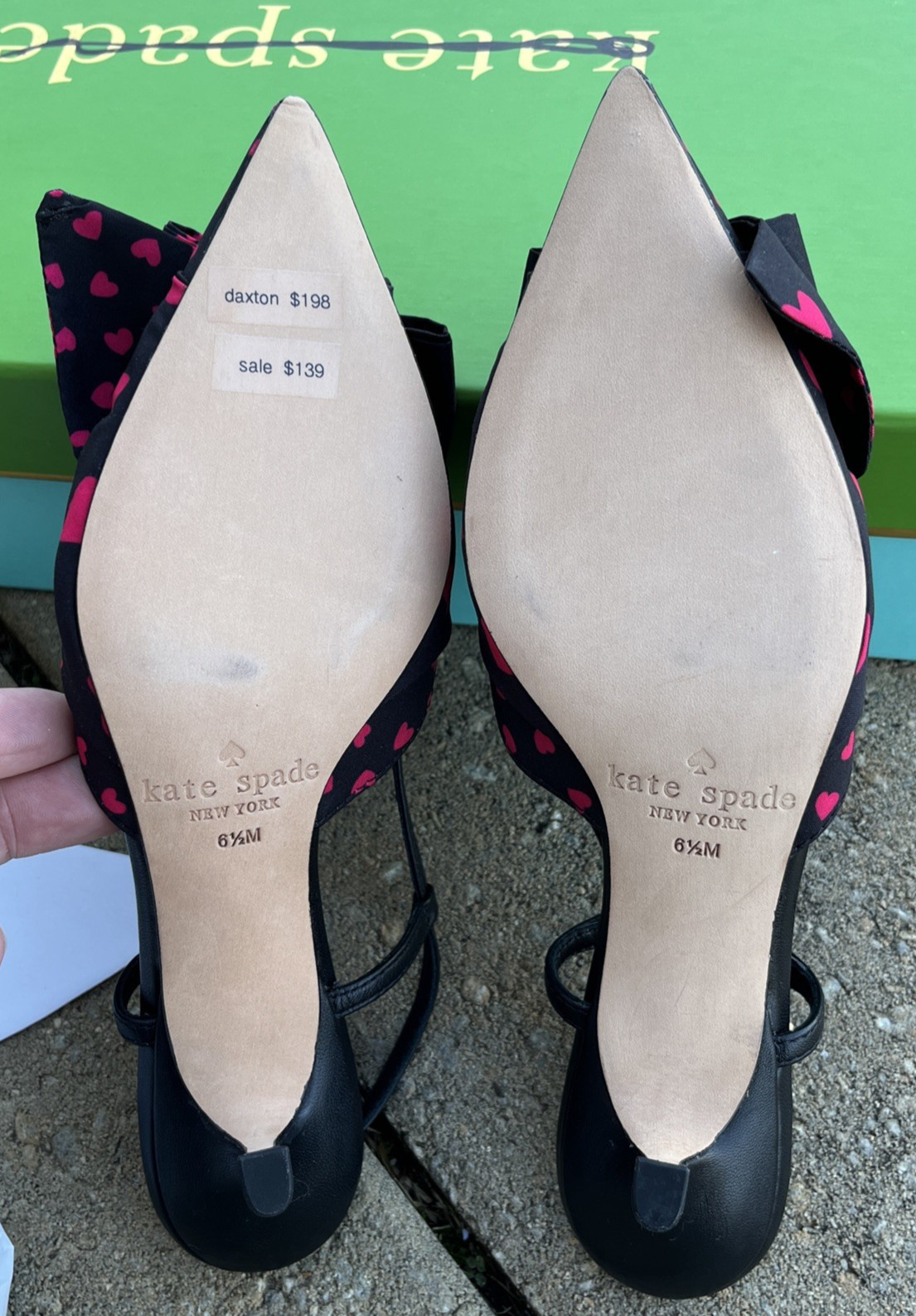 Kate Spade Daxton Heart Kitten Heel Slingback Black/Red Women 6.5M Red hearts