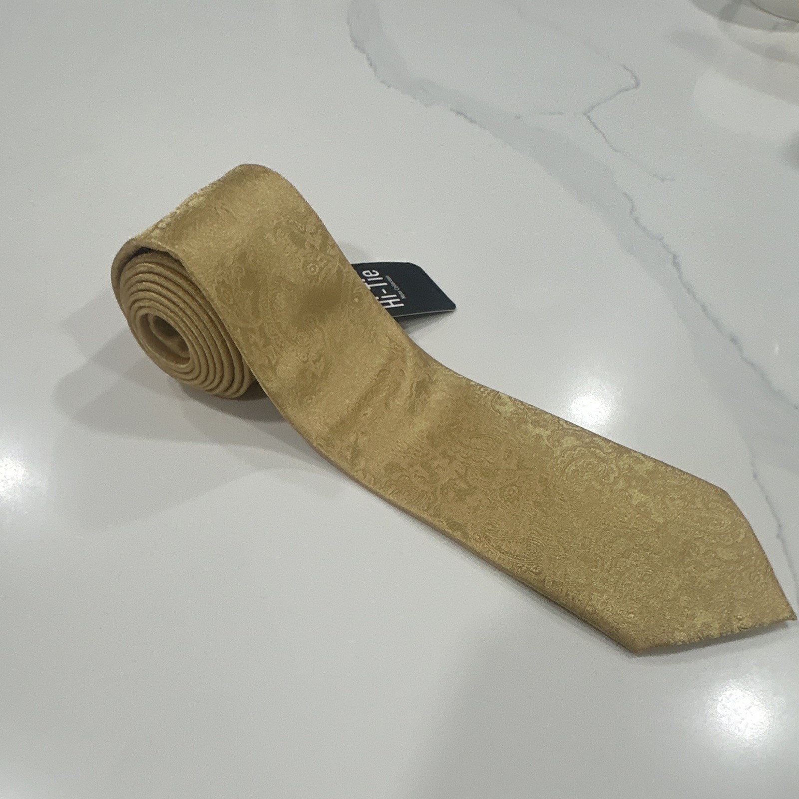 Hi-Tie Men’s Gold Paisley Silk Jacquard Woven Pointed Necktie
