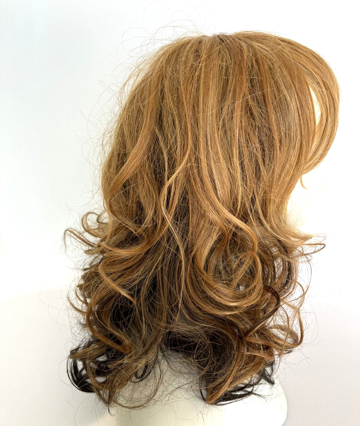 New West Bay Synthetic Fiber Japanese Origin Layered Ombre Layered Wig