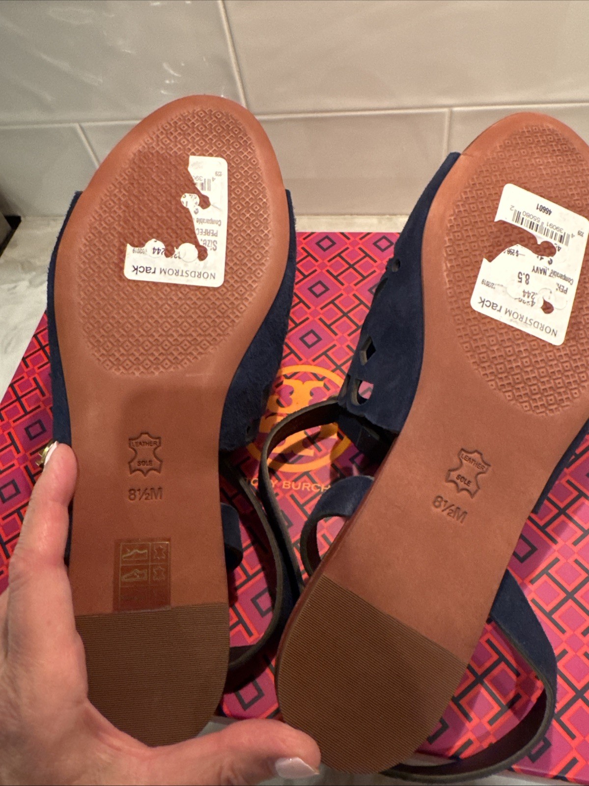 New Tory Burch May Flat Navy Perforated laser Cut Ankle Wrap Sandals Size 8.5