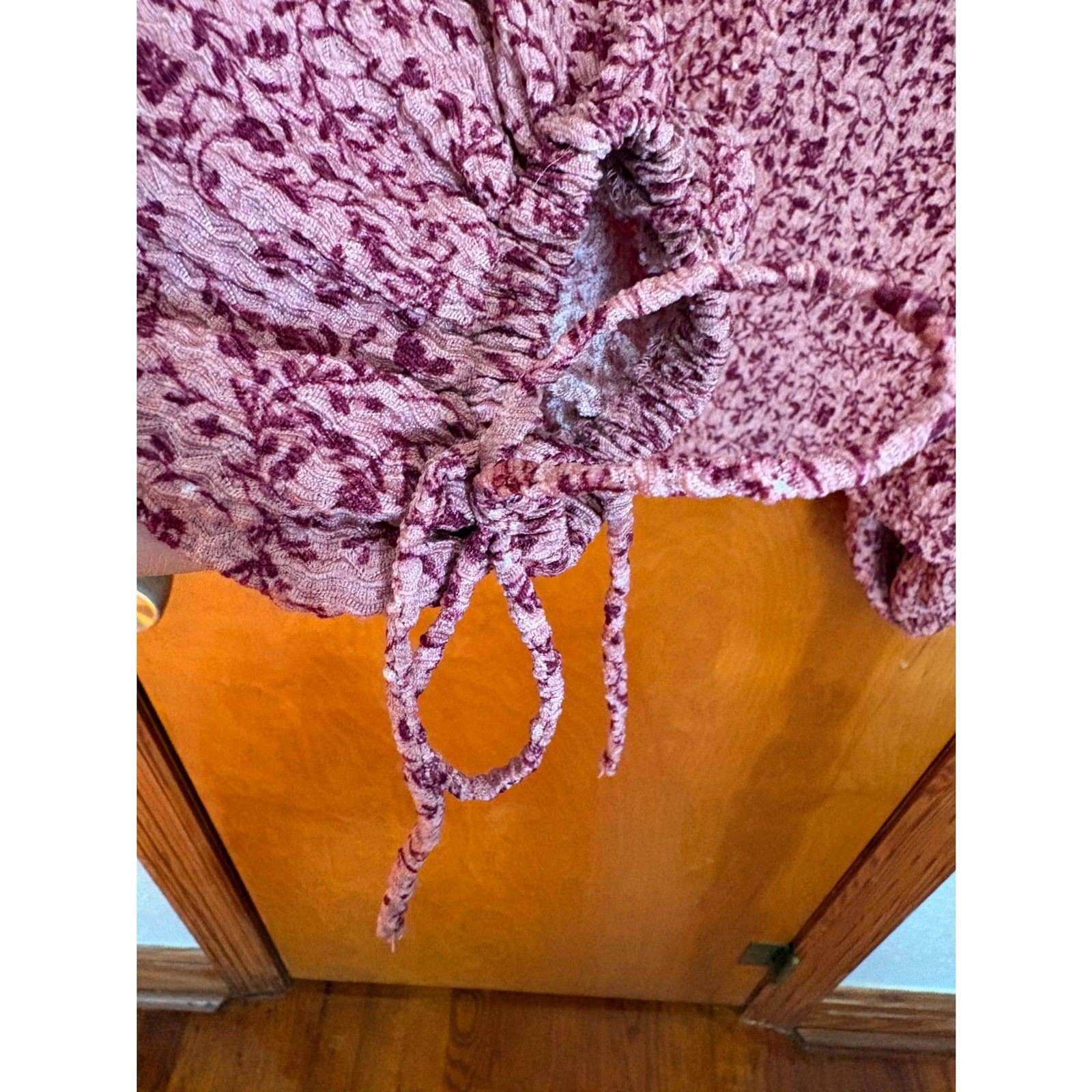LOFT Floral Ruffle Tie Cuff Top Medium Pink Crinkle Texture Long Sleeve Blouse