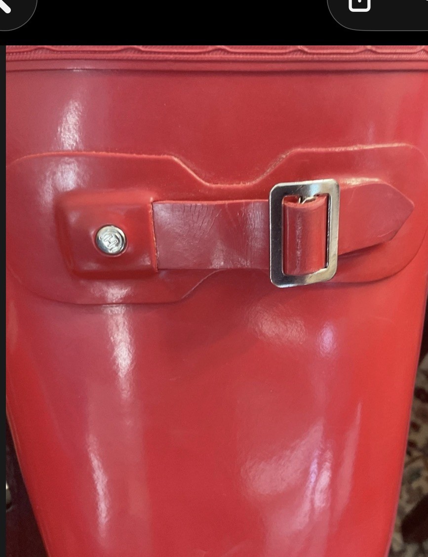 Hunter Original Waterproof Red Rain Boots Buckle Women’s size UK6 EU39 US8.5
