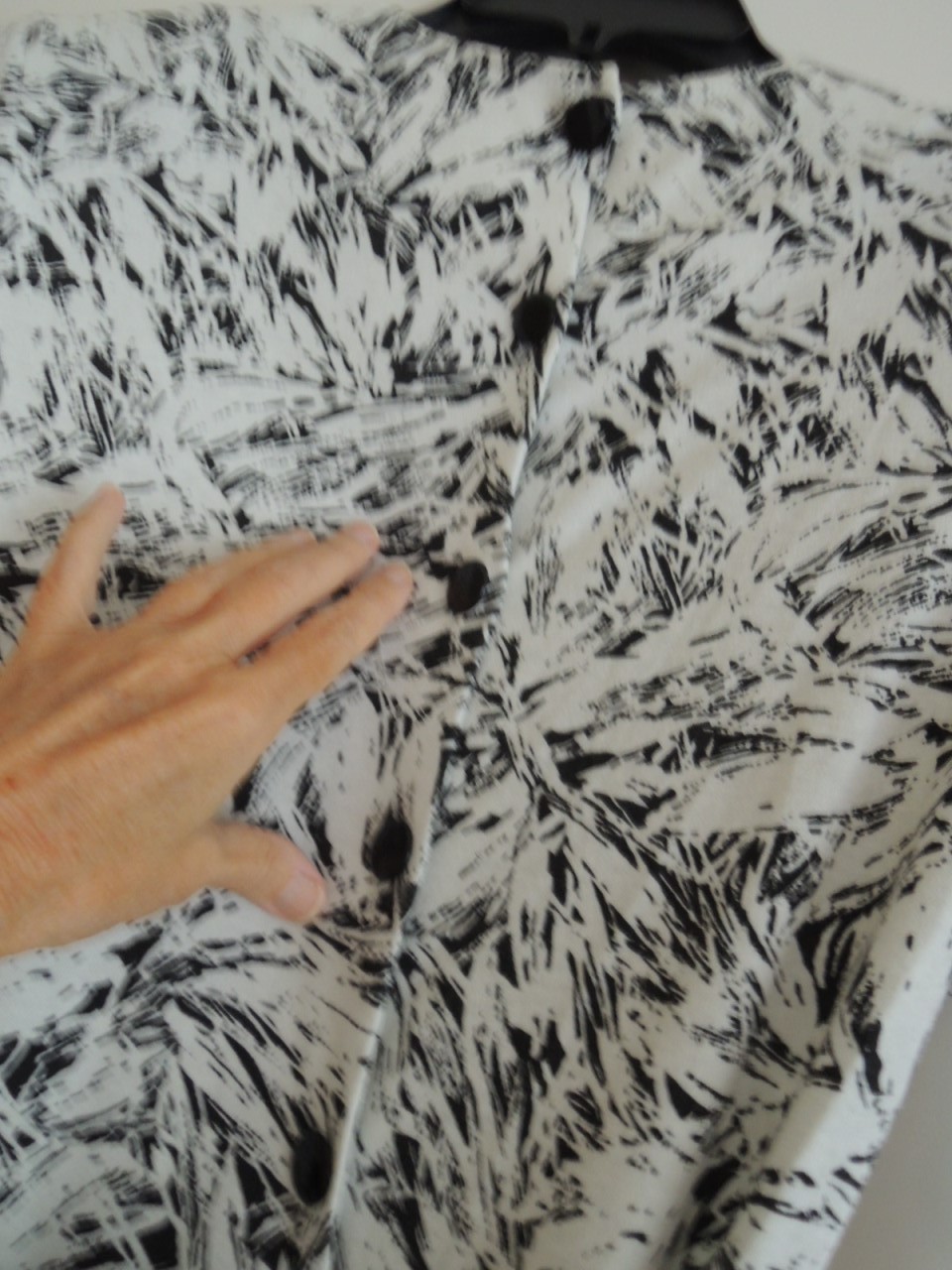 Ladies Dress Size 10 B/W Artsy Pattern Midi L/S Defined Waist by ALL THAT JAZZ
