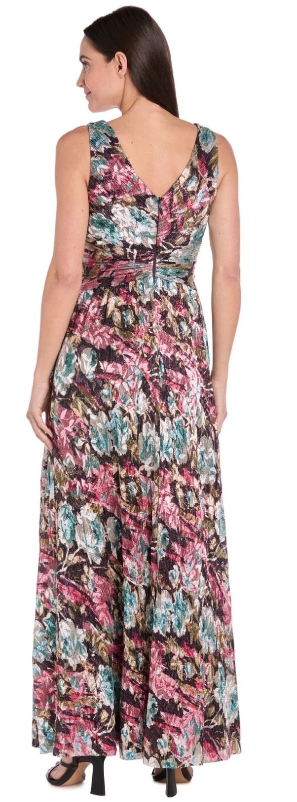 New with Tags. R&M Richards Sleeveless Gown. Size 12. Wedding guest. Gala. Ball.