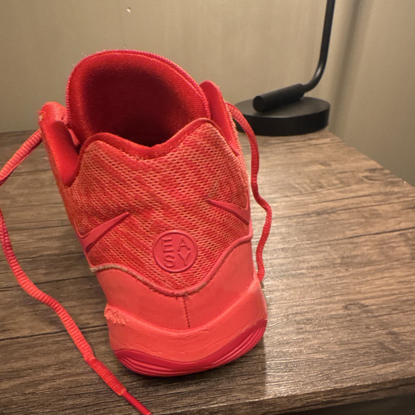 SIZE 10 KD 16 Red Basketball Shoe