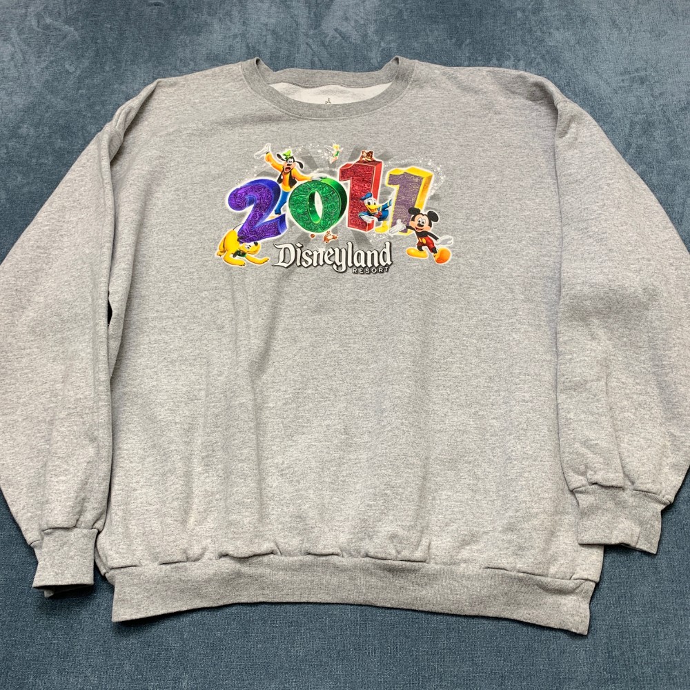 Disneyland Resort By Hanes 2011 Sweatshirt Mens 2XL Heather Gray Fleece Lined