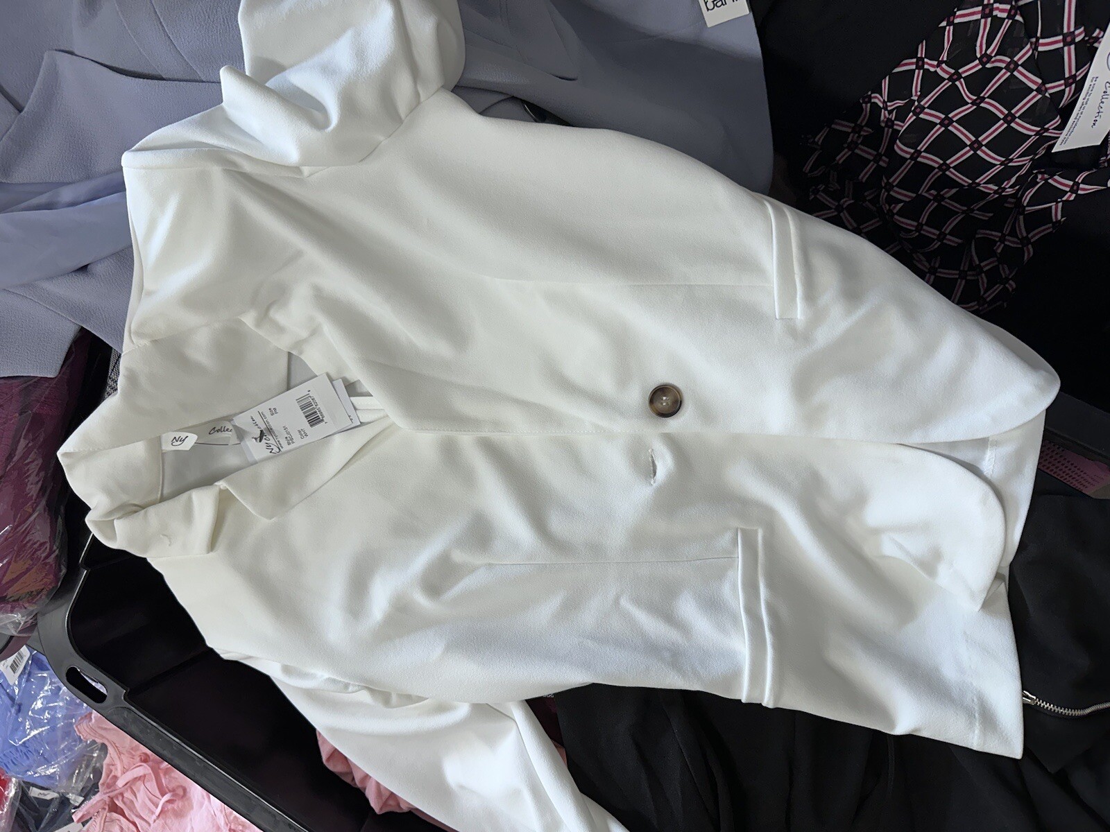 NEW! MACY’S WHOLESALE BULK WOMEN’S CLOTHING LOT NWT