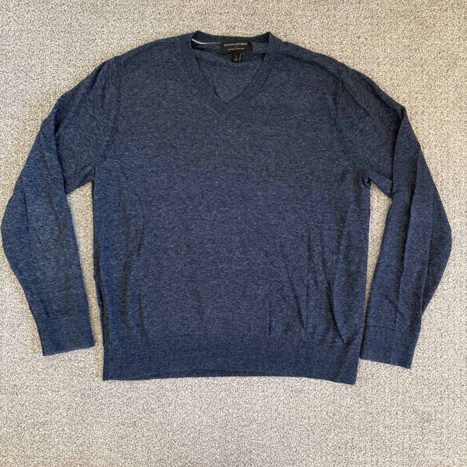 Lot of 2 Banana Republic Heather Cotton Yarn V-Neck Sweaters Men’s L Blue Green