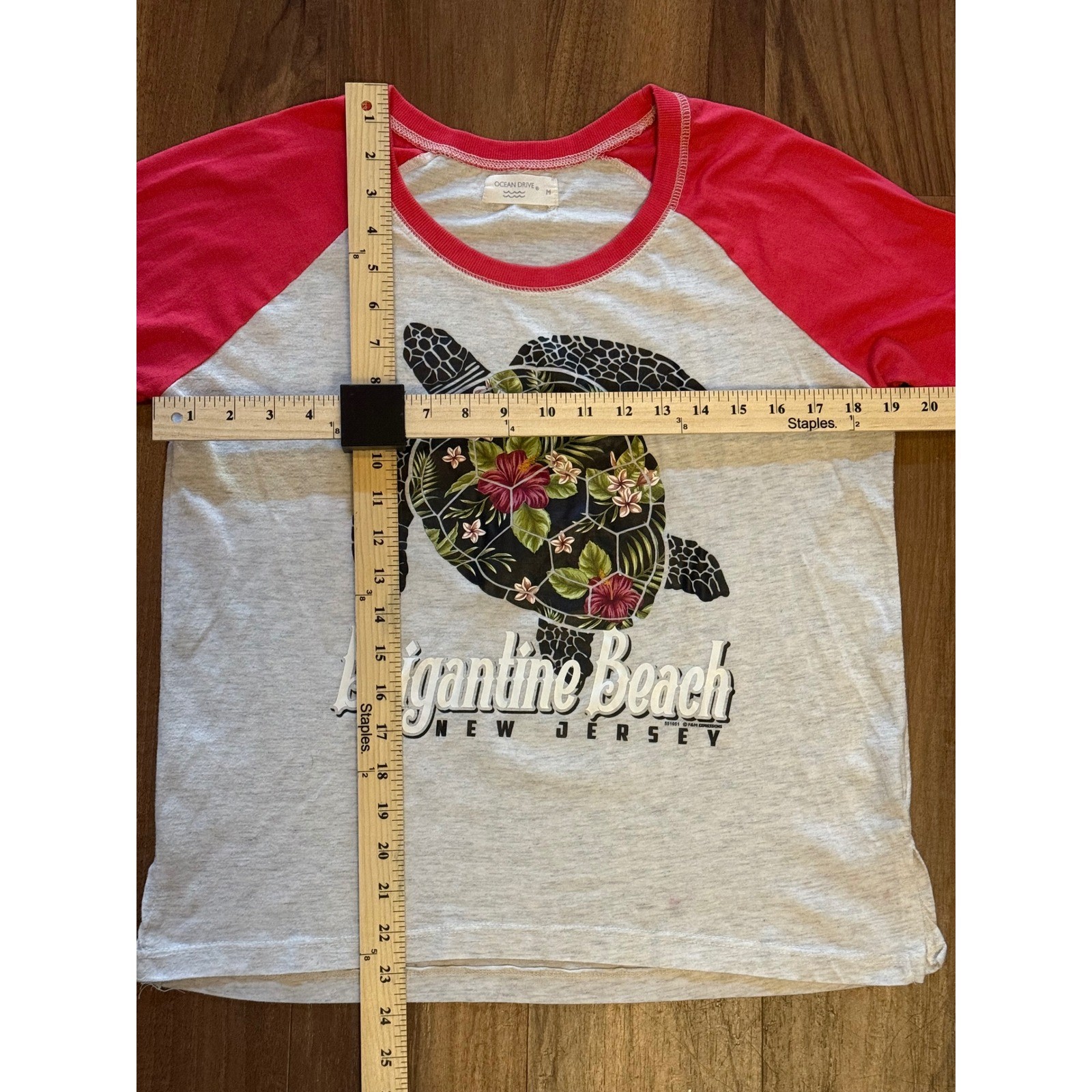 Brigantine Beach NJ Turtle Graphic Raglan Tee Womens Tropical 3/4 Sleeve Shirt M