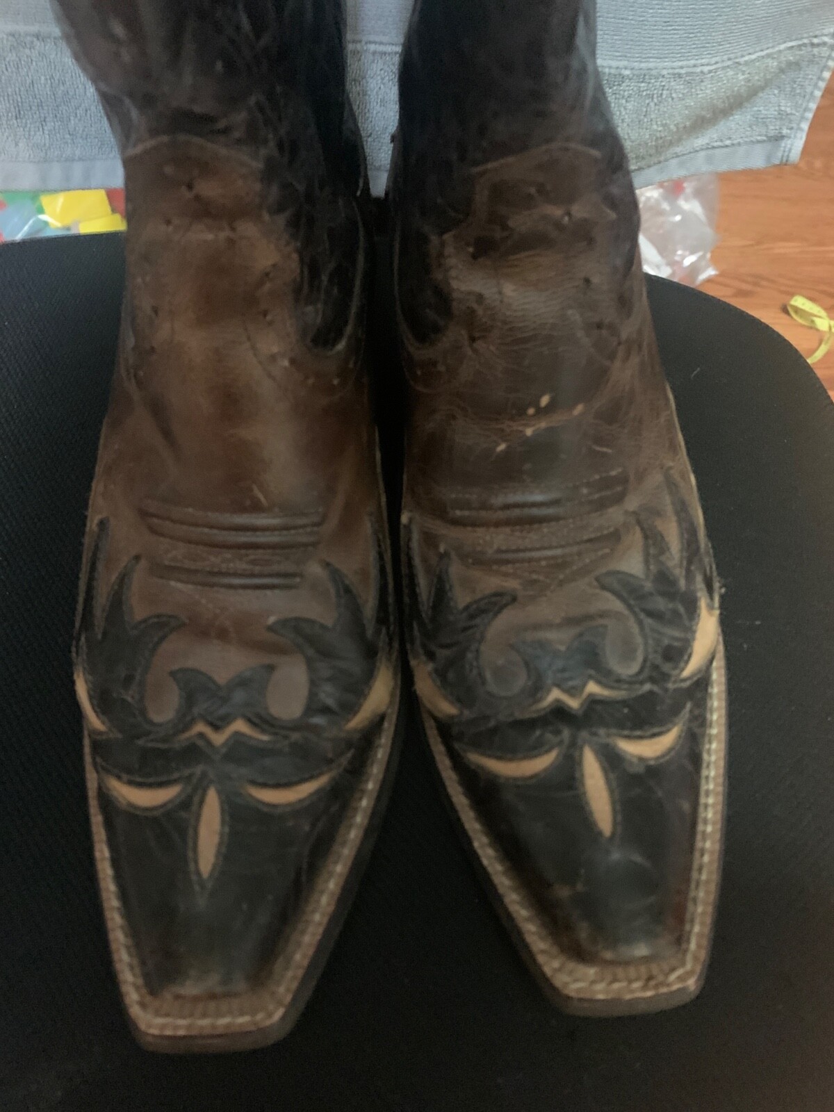 ariat boots womens