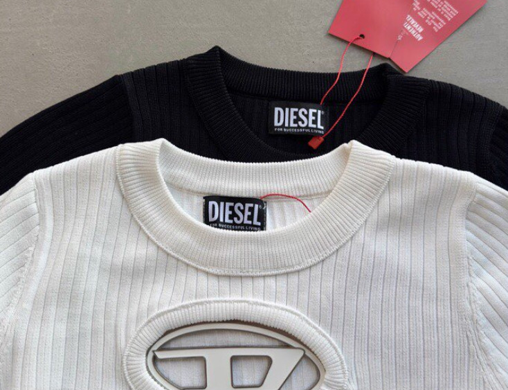 2025Autumn Diesel Lady New Hollowed Out Knitted Long Sleeved Sweater