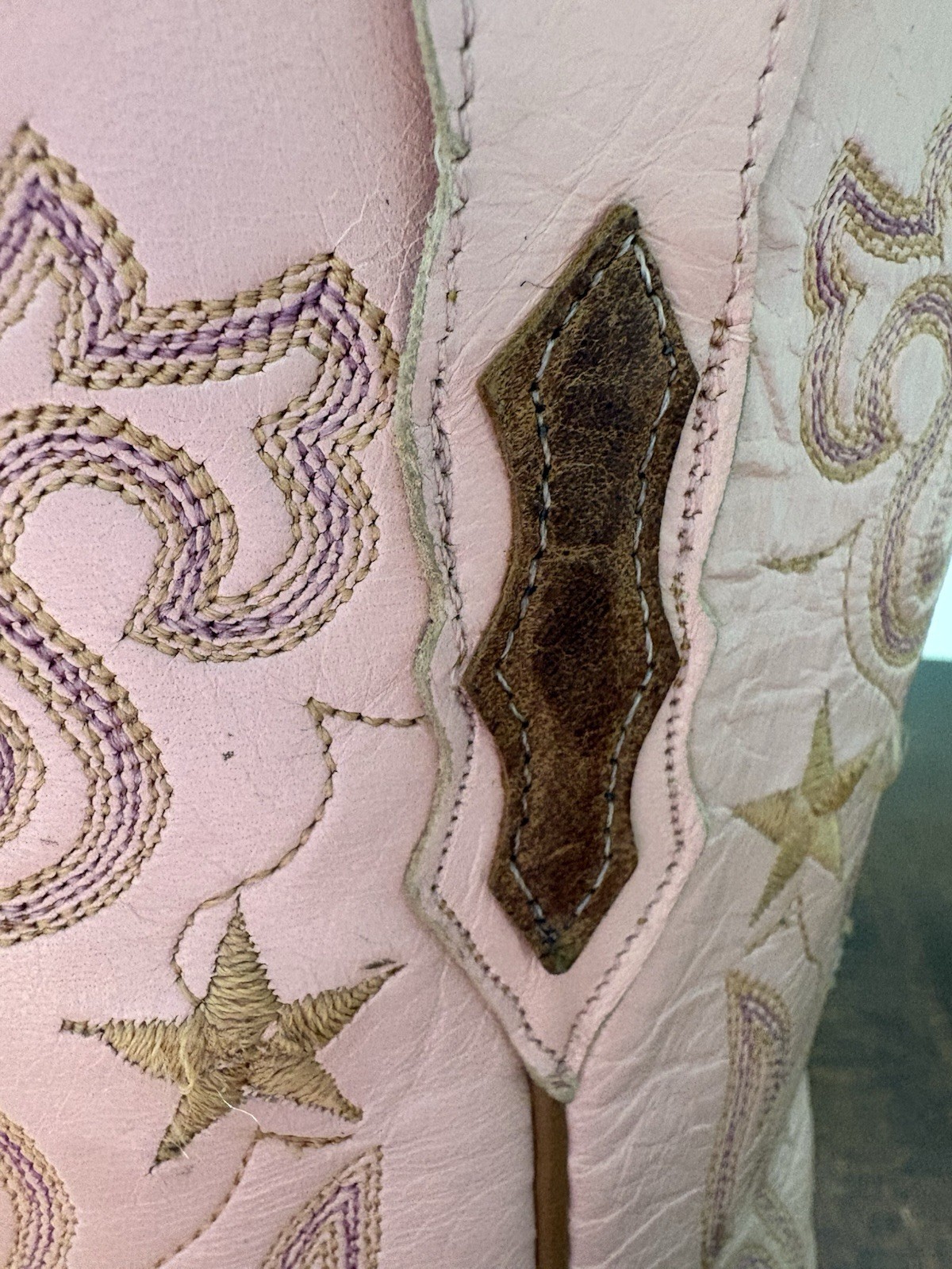 Lucchese 2000 Women Cowboy Boots Pink GoldStar Embroidered T1691HD Sz 6 1/2 B