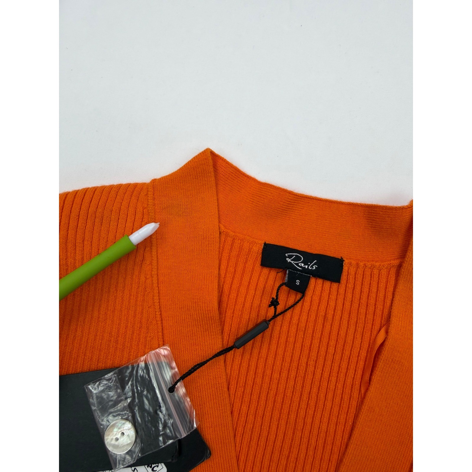 Rails Orange Ribbed Knit V-Neck Button Front Cardigan Sweater Small NWT
